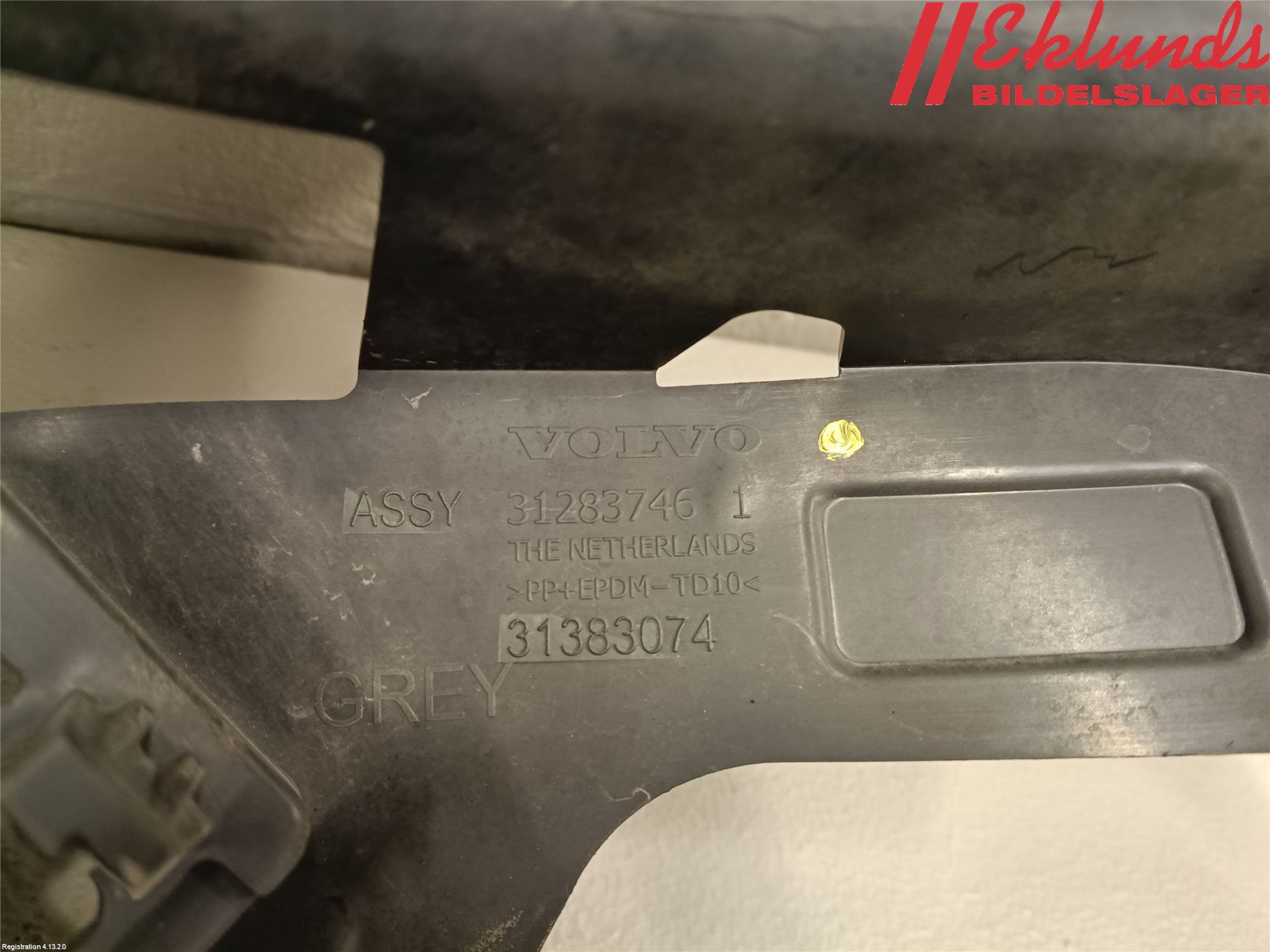 Volvo V40 12-19 Stötfångar Deformelement Fram