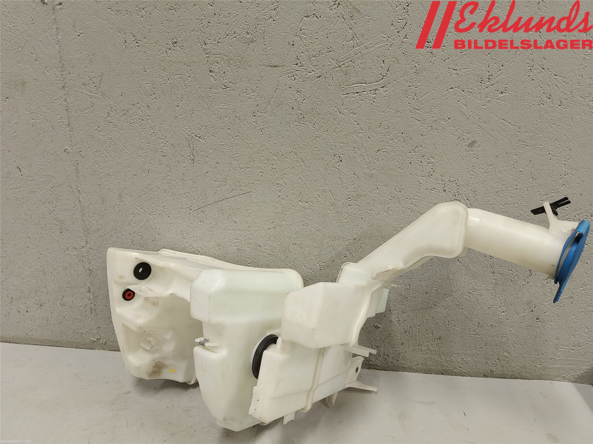 Volkswagen VW PASSAT 11-14 Spolartank Vindruta