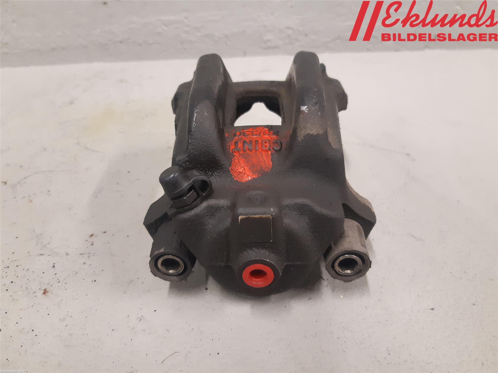 BMW 3 F30/F31/F80 12-19 Bromsok Bak Vänster