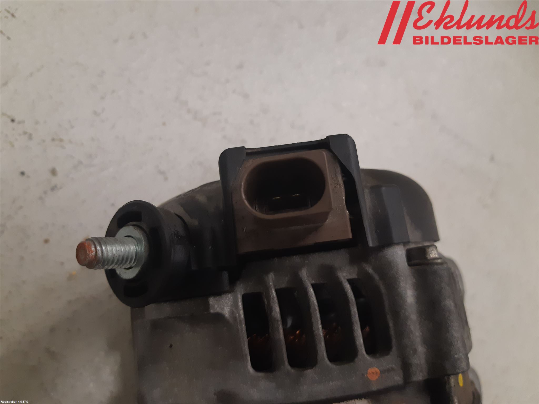 Isuzu D-MAX Generator