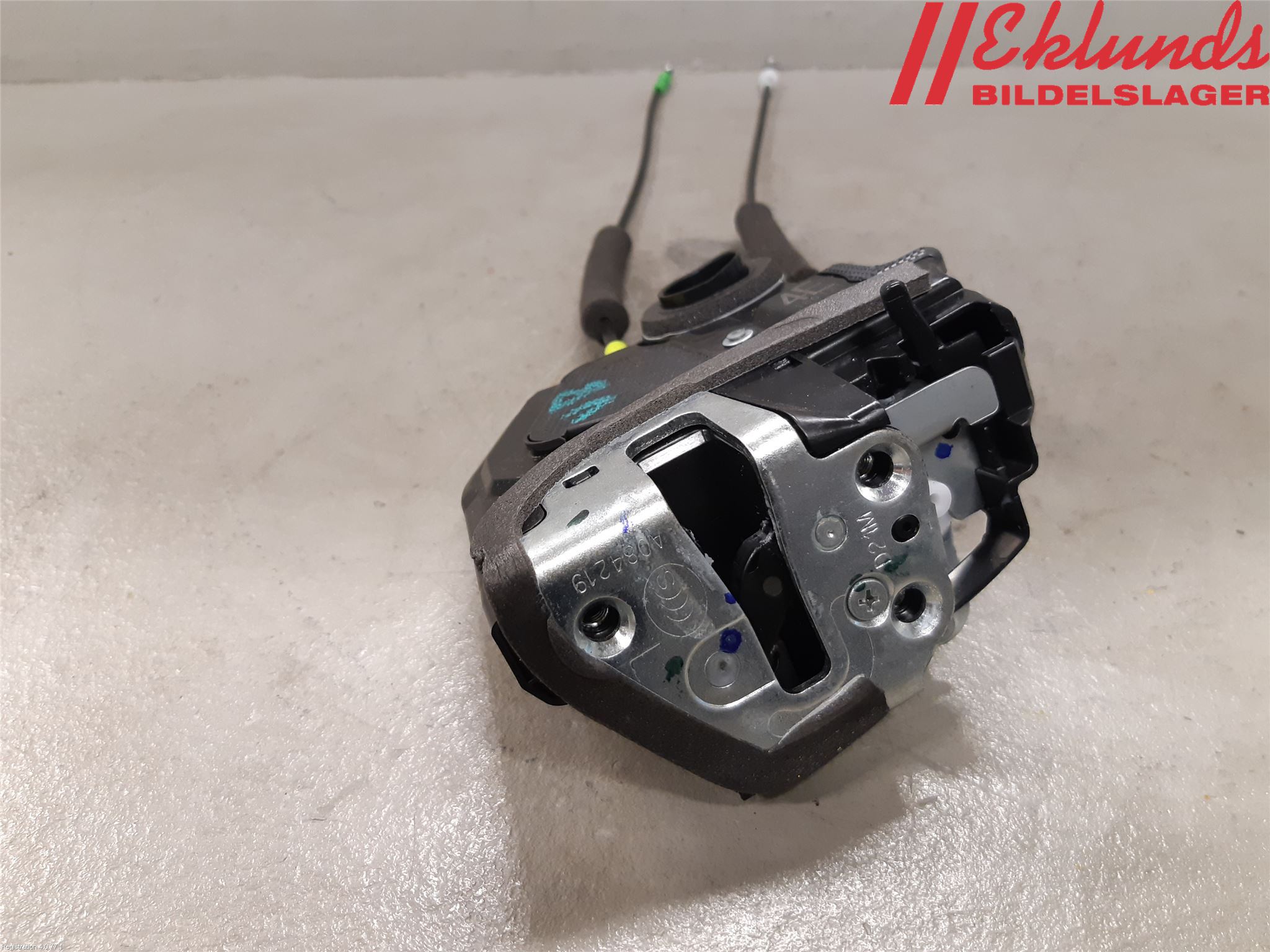 Toyota COROLLA 19- Låskista-Dörrlås