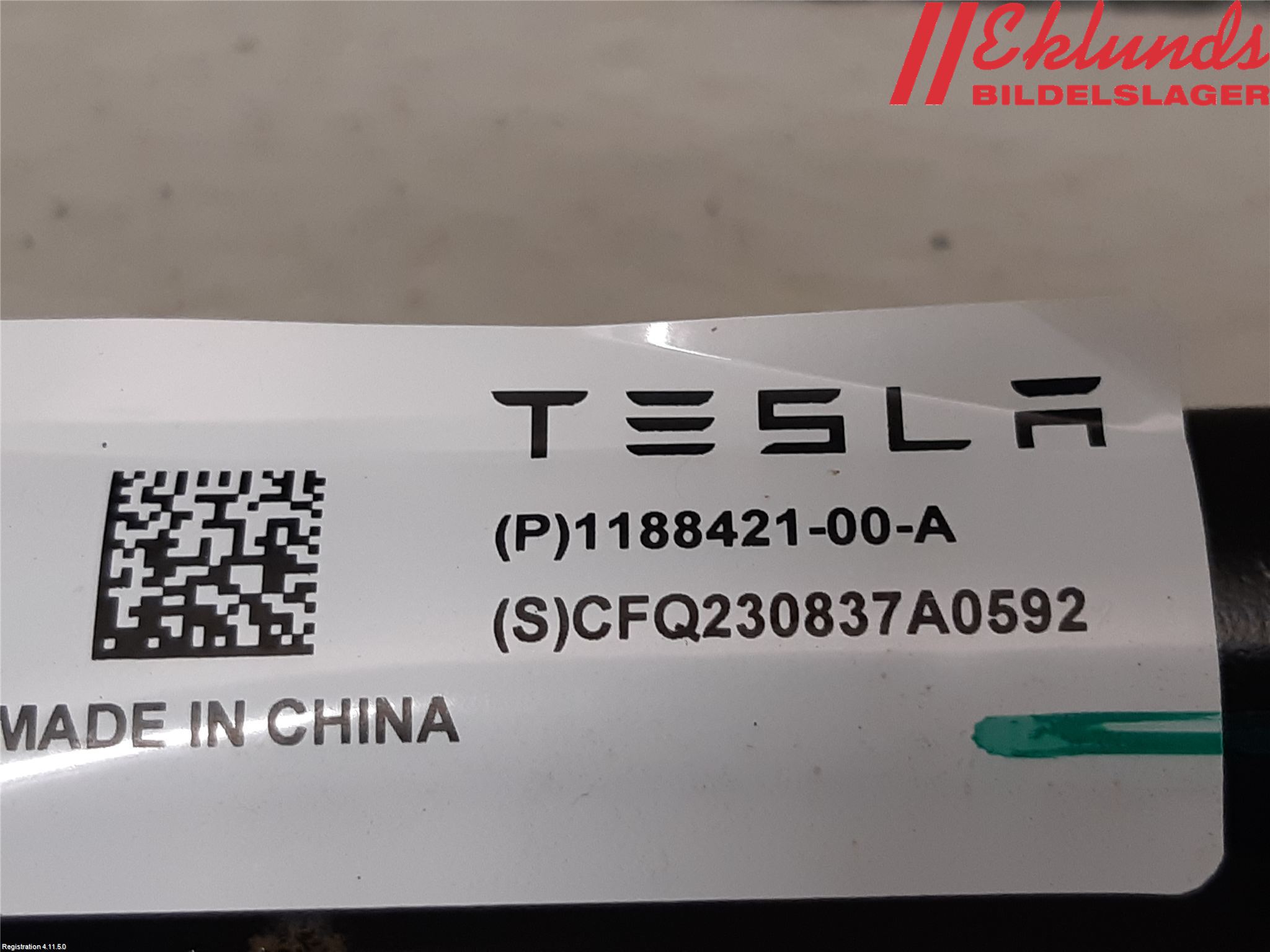 Tesla MODEL Y 21- Bärarm Bak Övre Höger