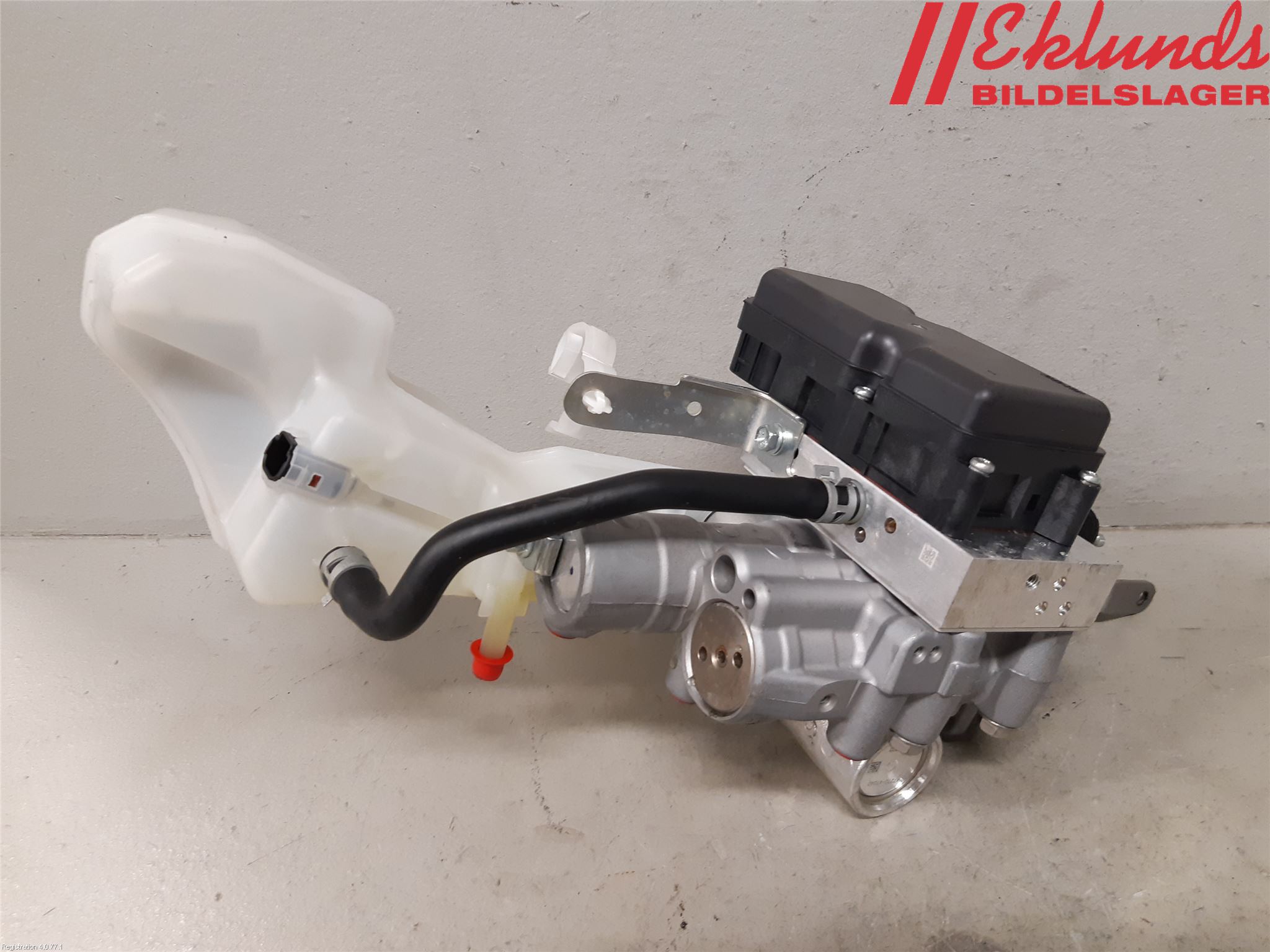 Toyota COROLLA 19- Bromsservo