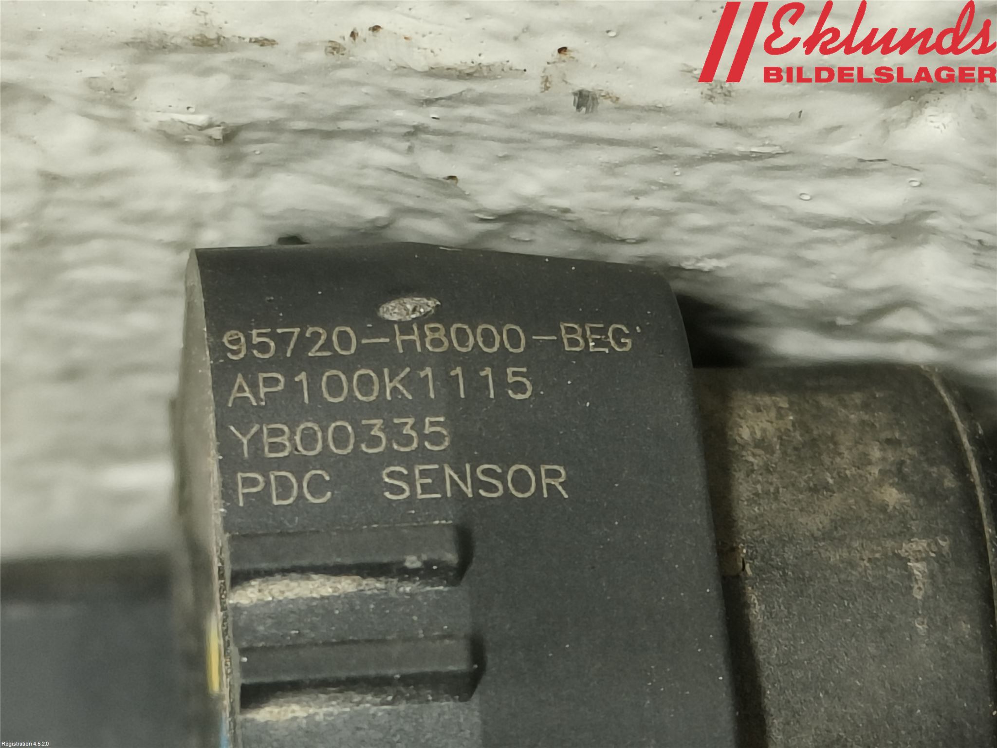 Kia RIO 17- Parkeringshjälp Backsensor
