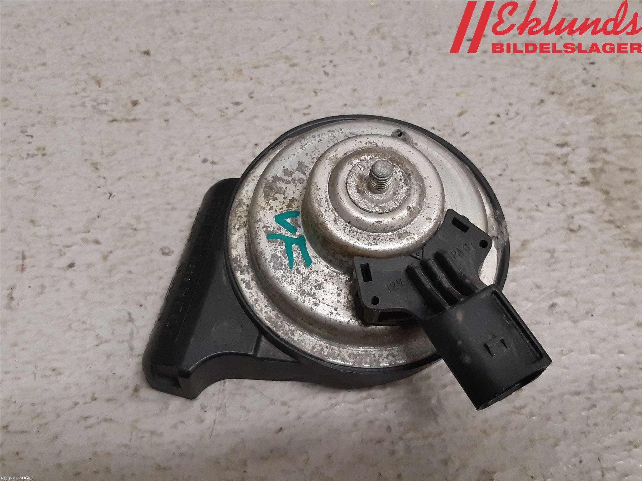 Volkswagen VW PASSAT 11-14 Signalhorn