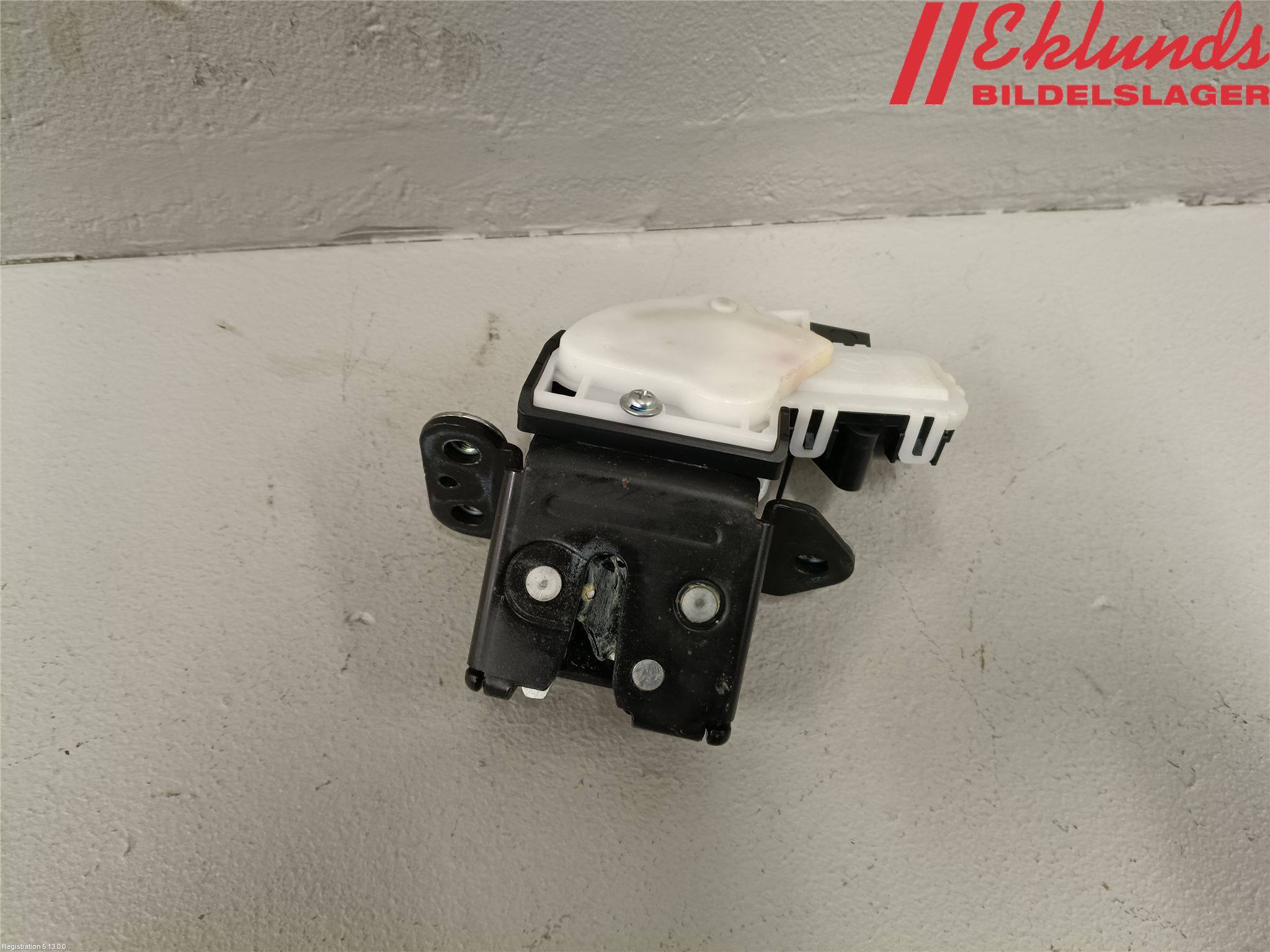 Mazda 3 III 14-19 Låskista Baklucka
