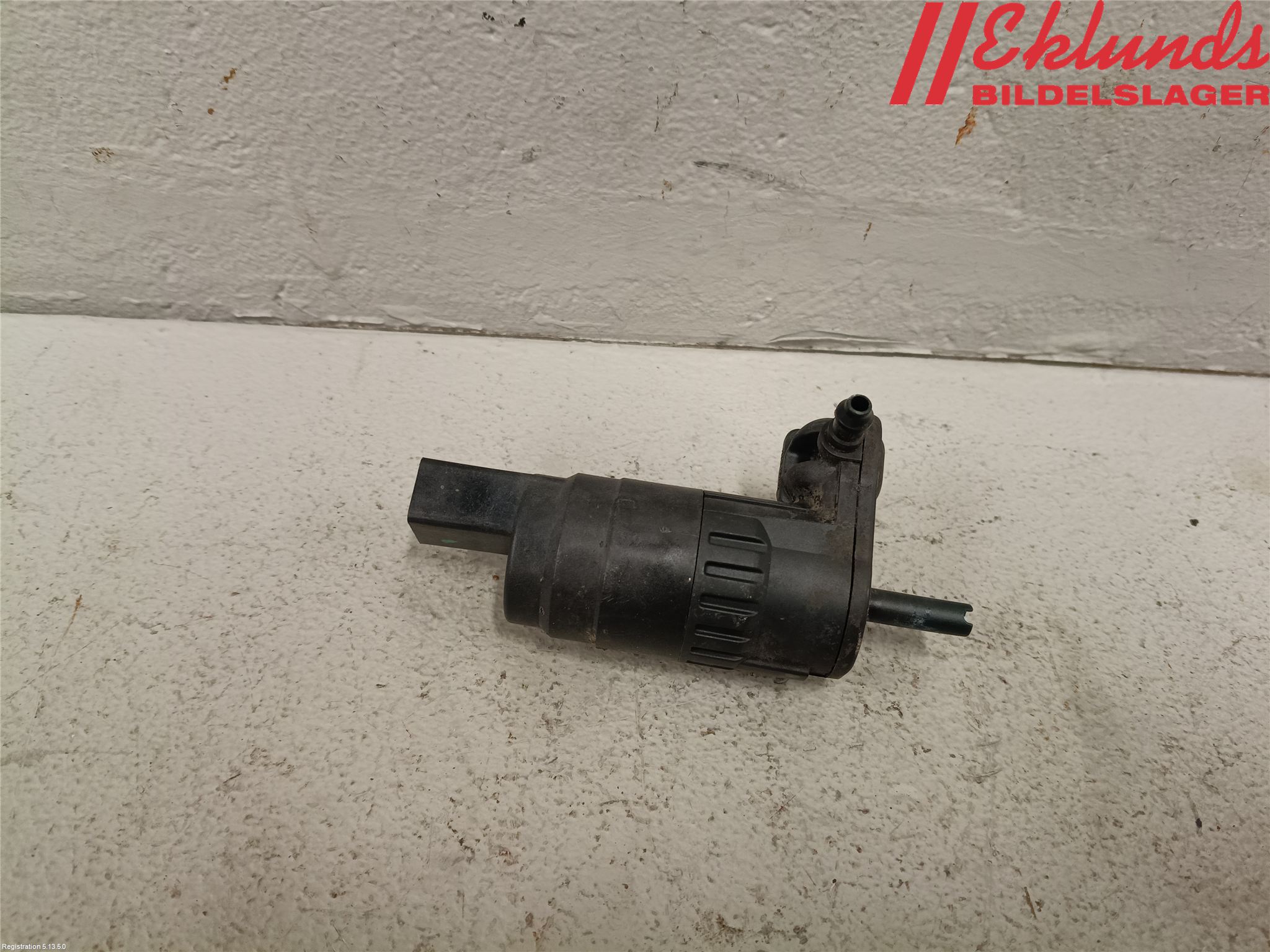 Volkswagen VW GOLF V 04-09 Spolarpump Vindruta