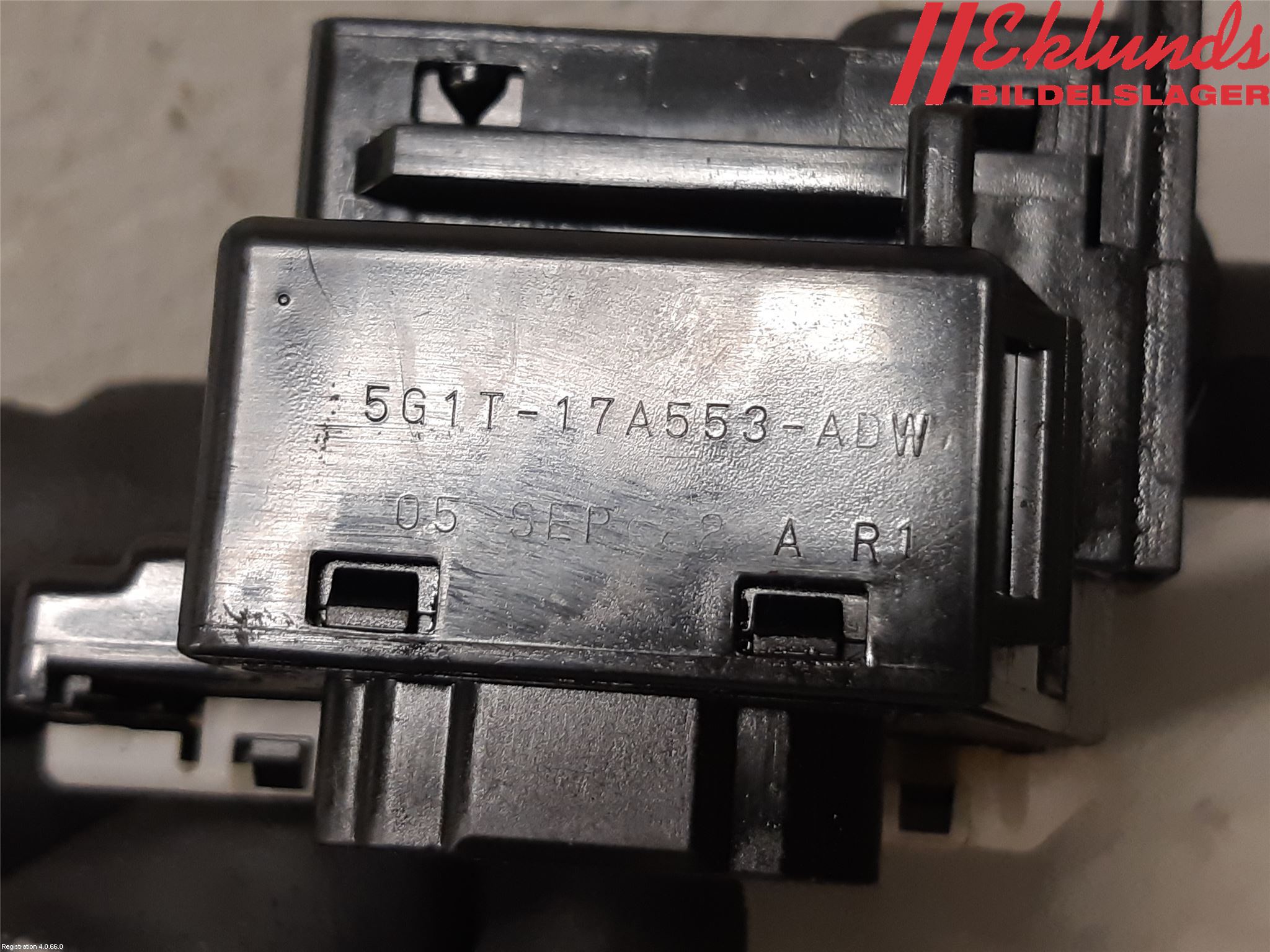 Ford MUSTANG V 05-14 Spak Torkar-Spolomk
