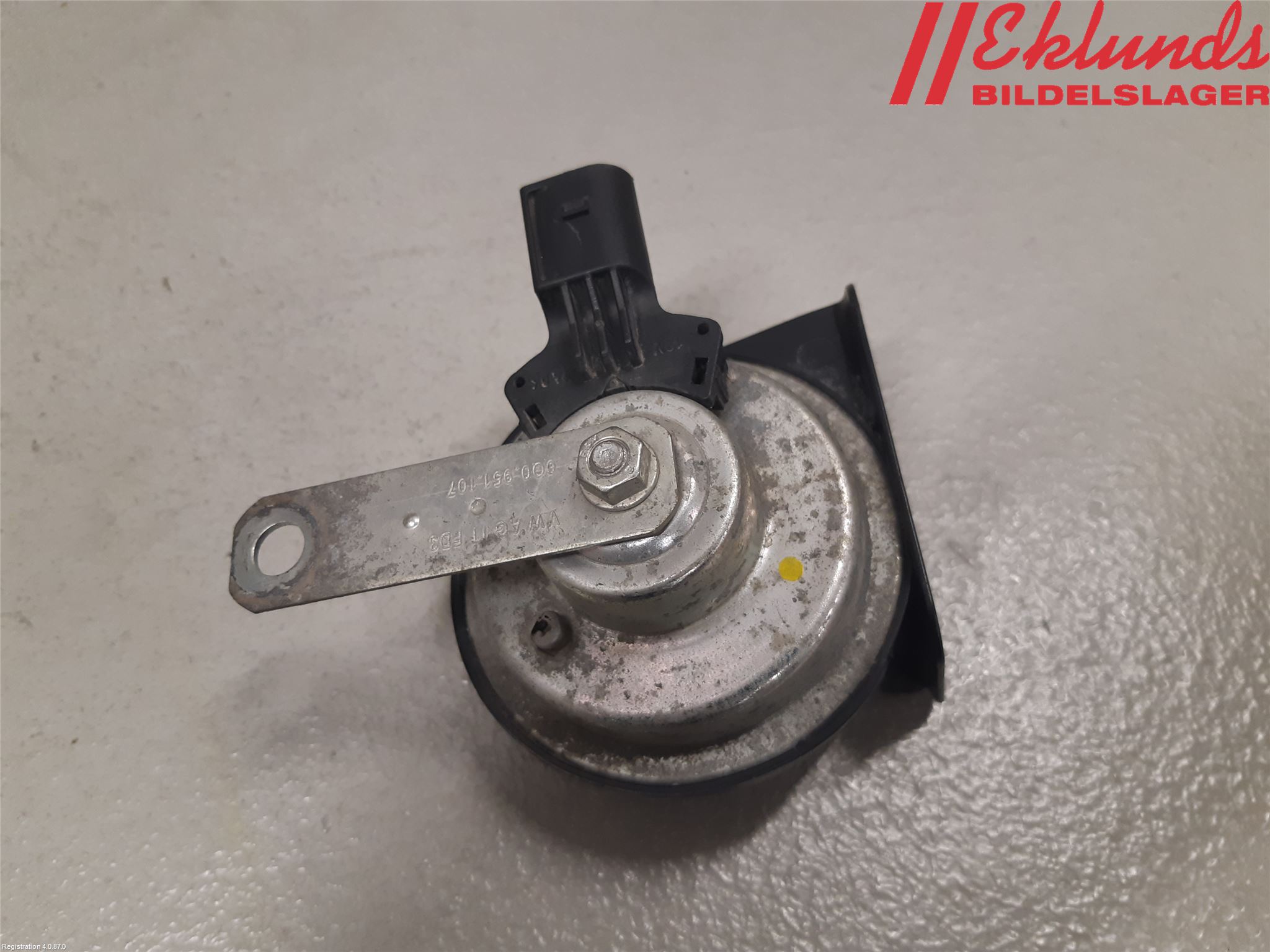 Skoda SUPERB 16-24 Signalhorn