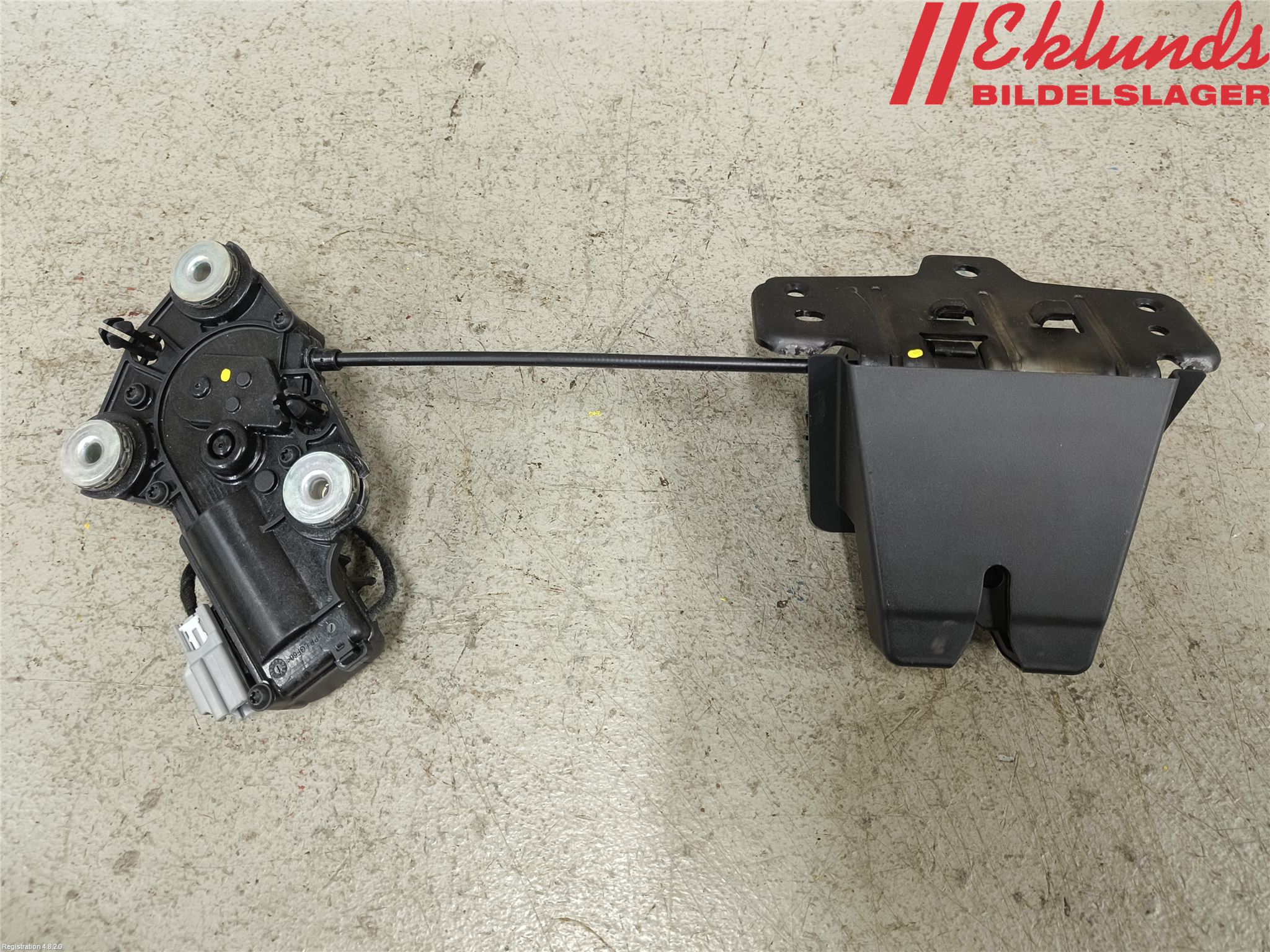 Volvo XC90/RECHARGE 16- Låskista Baklucka