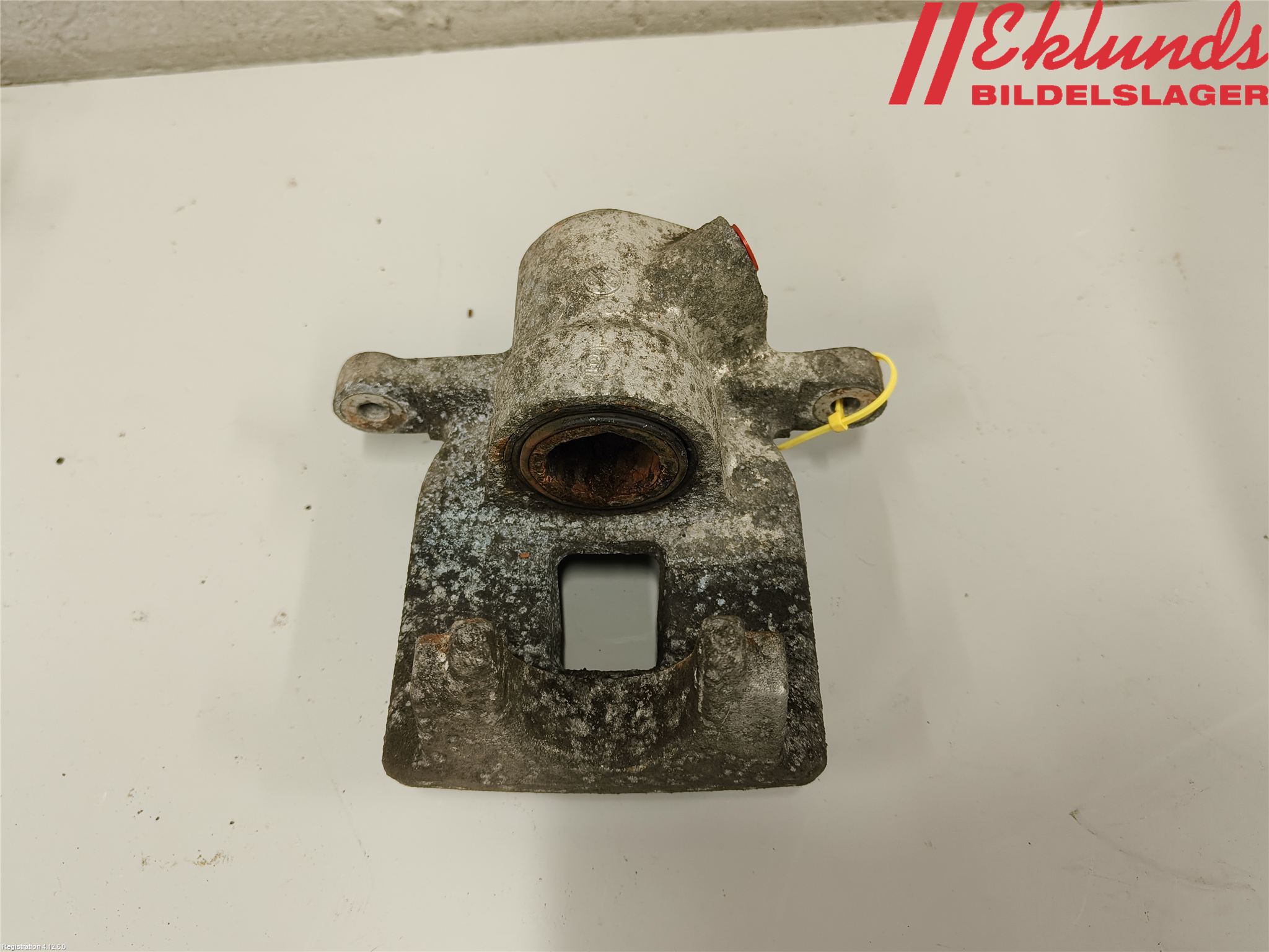 Toyota VERSO 09-18 Bromsok Bak Vänster