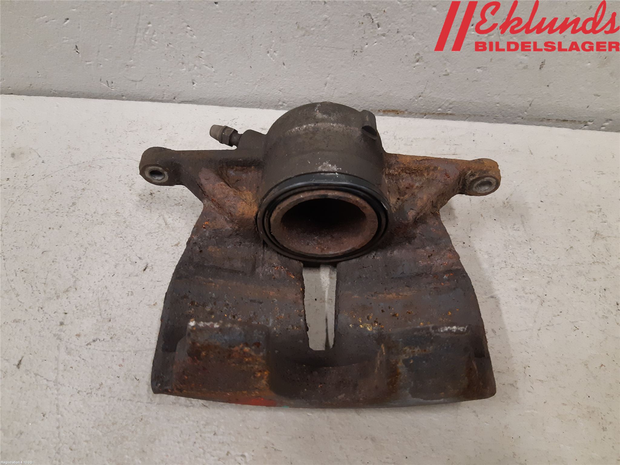 Volkswagen VW PASSAT 15-19 Bromsok Fram Vänster
