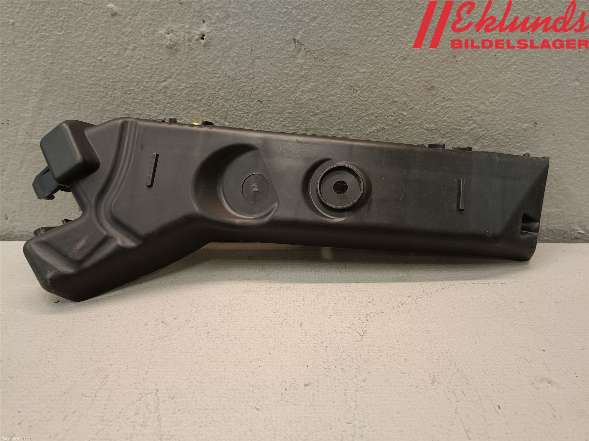 Seat LEON 13-20 Stötfångarfäste Bak Vä