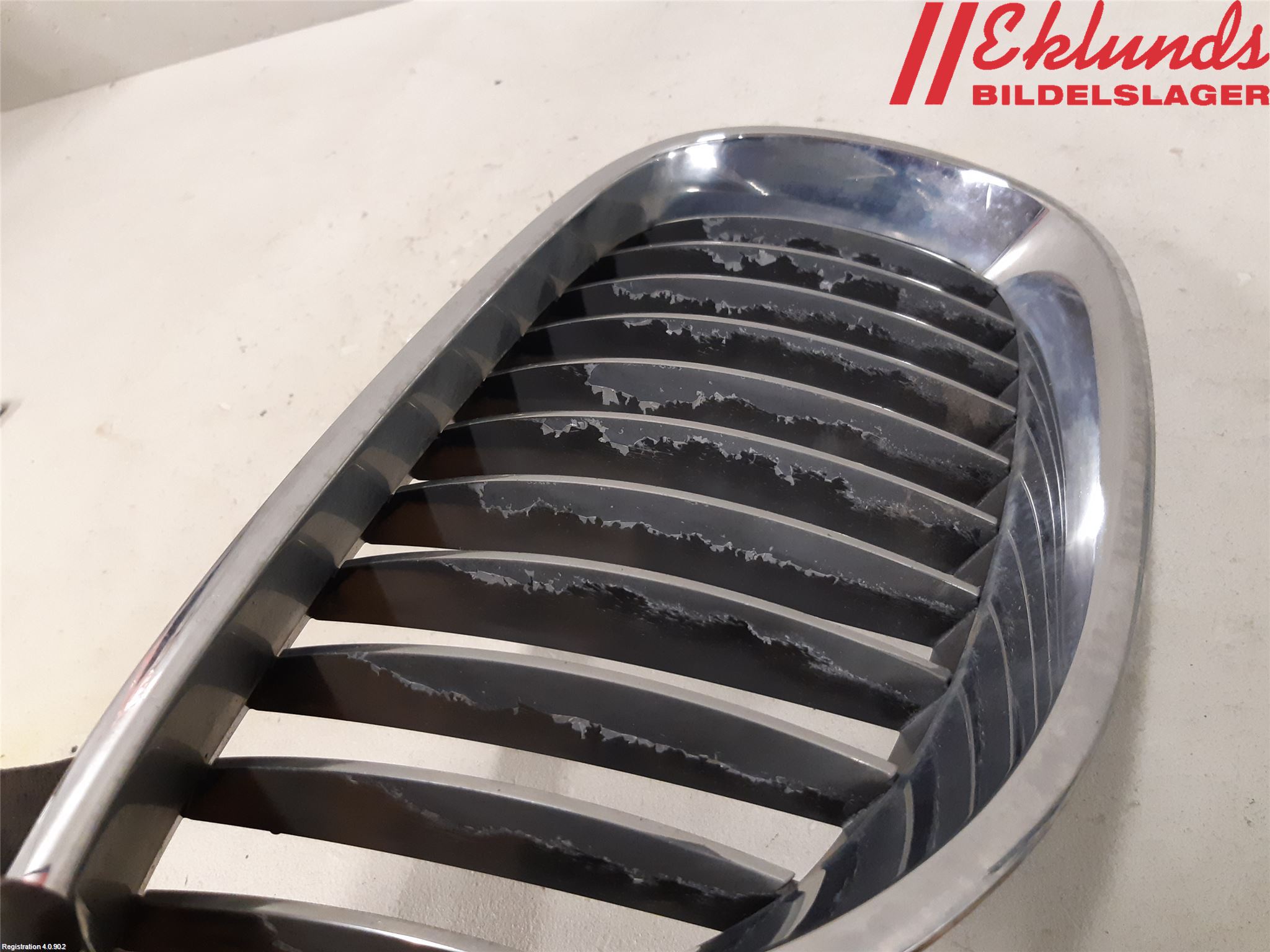 BMW 5 E60/61 Sed/Tou 02-10 Grilldel Höger