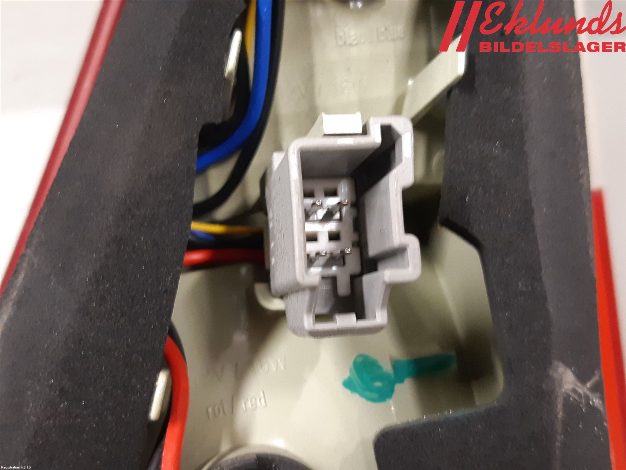 Volvo V70 08-13 Bakljus Lucka Vä