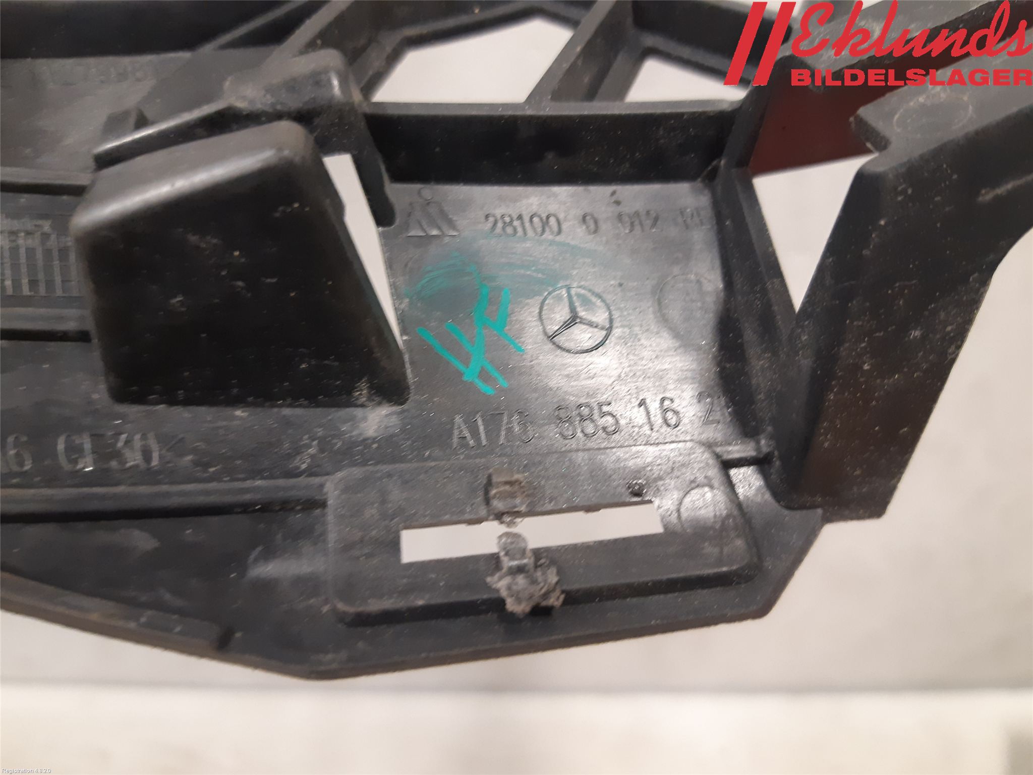 Mercedes-Benz MB A-KLASS (W176) 13-18 Stötfångarfäste Fram Hö
