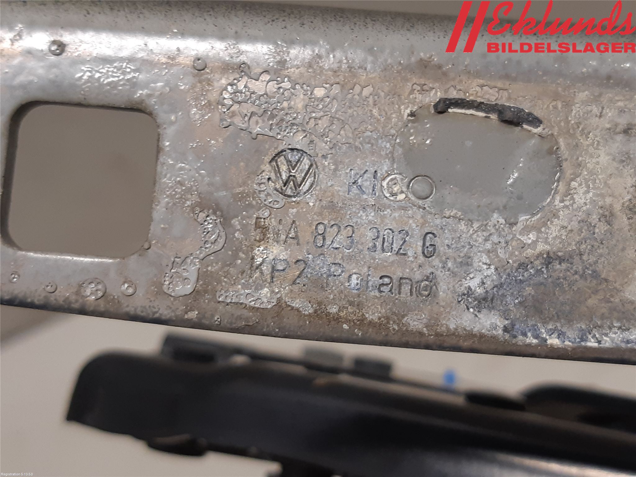 Volkswagen VW TIGUAN 16-24 Huvgångjärn