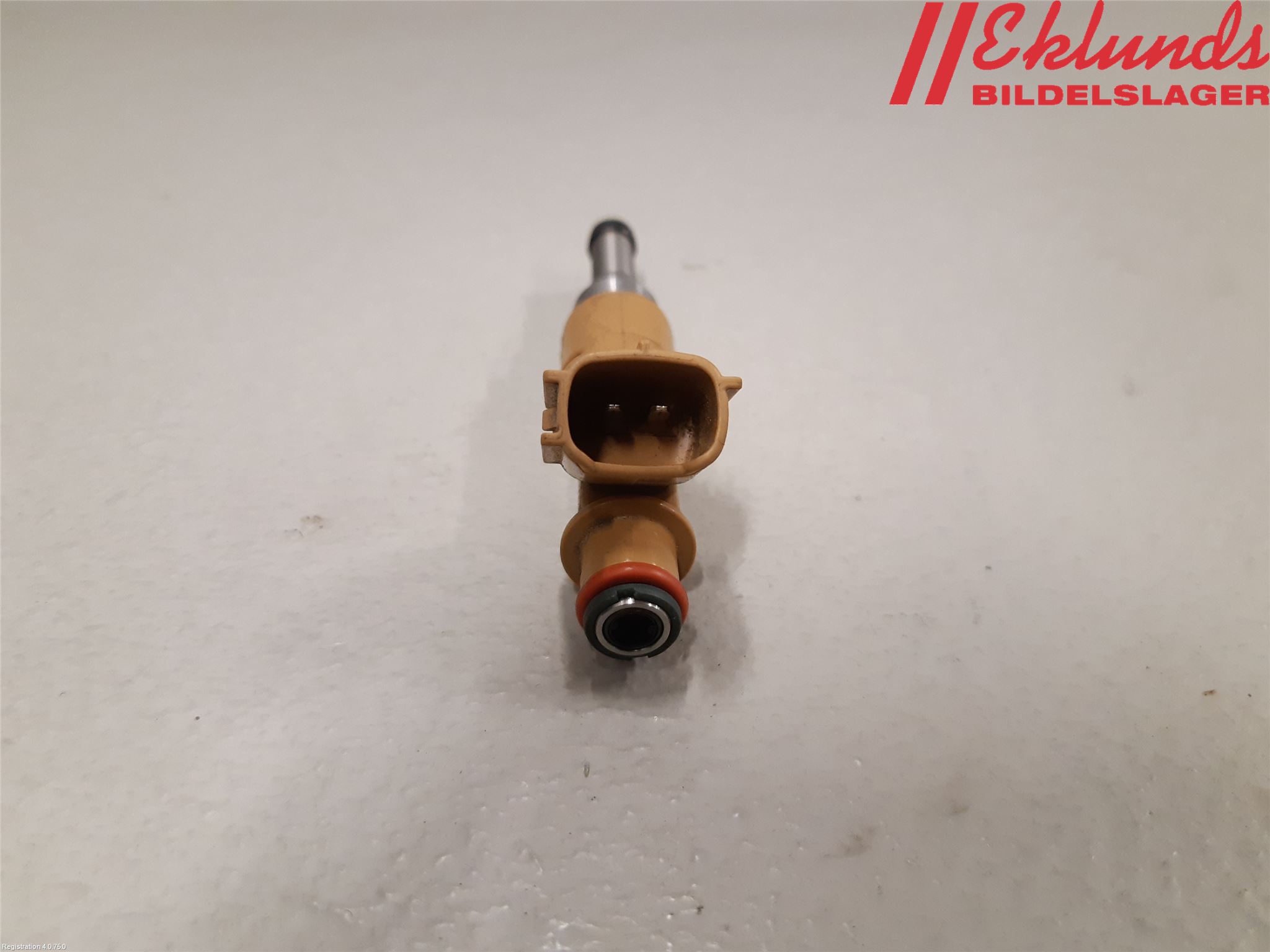Toyota AVENSIS 09-15 Injspridare