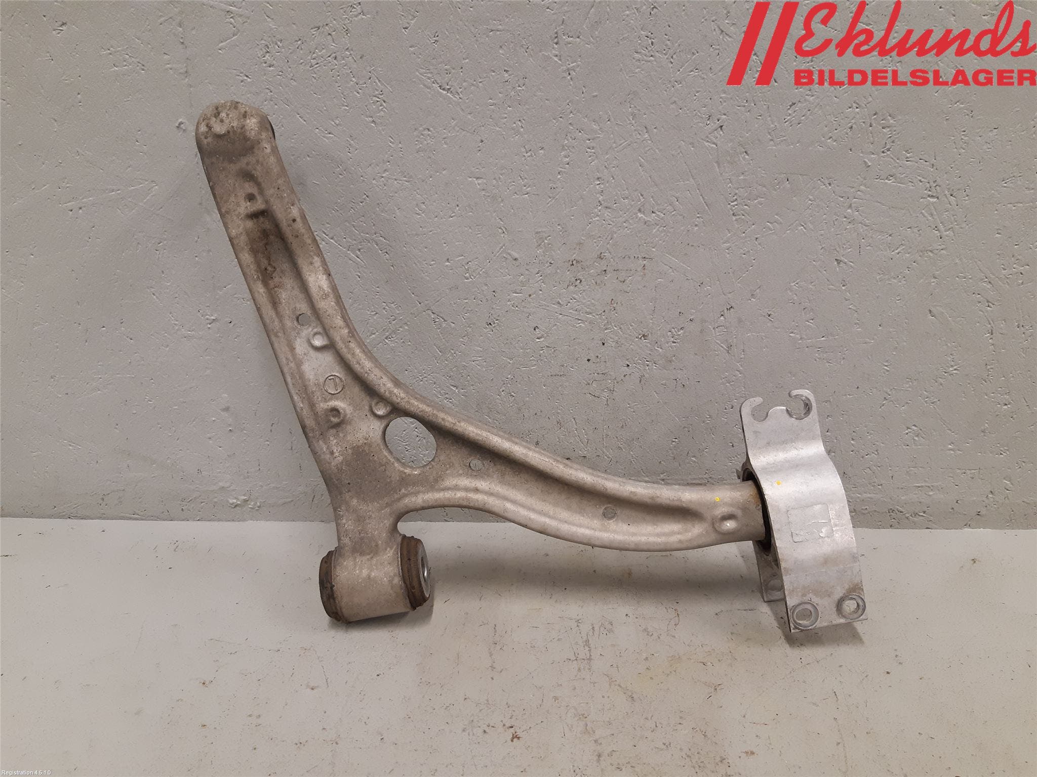 Mercedes-Benz MB CLA-KLASS (C117/X117) 13-19 Bärarm Fram Undre Vä