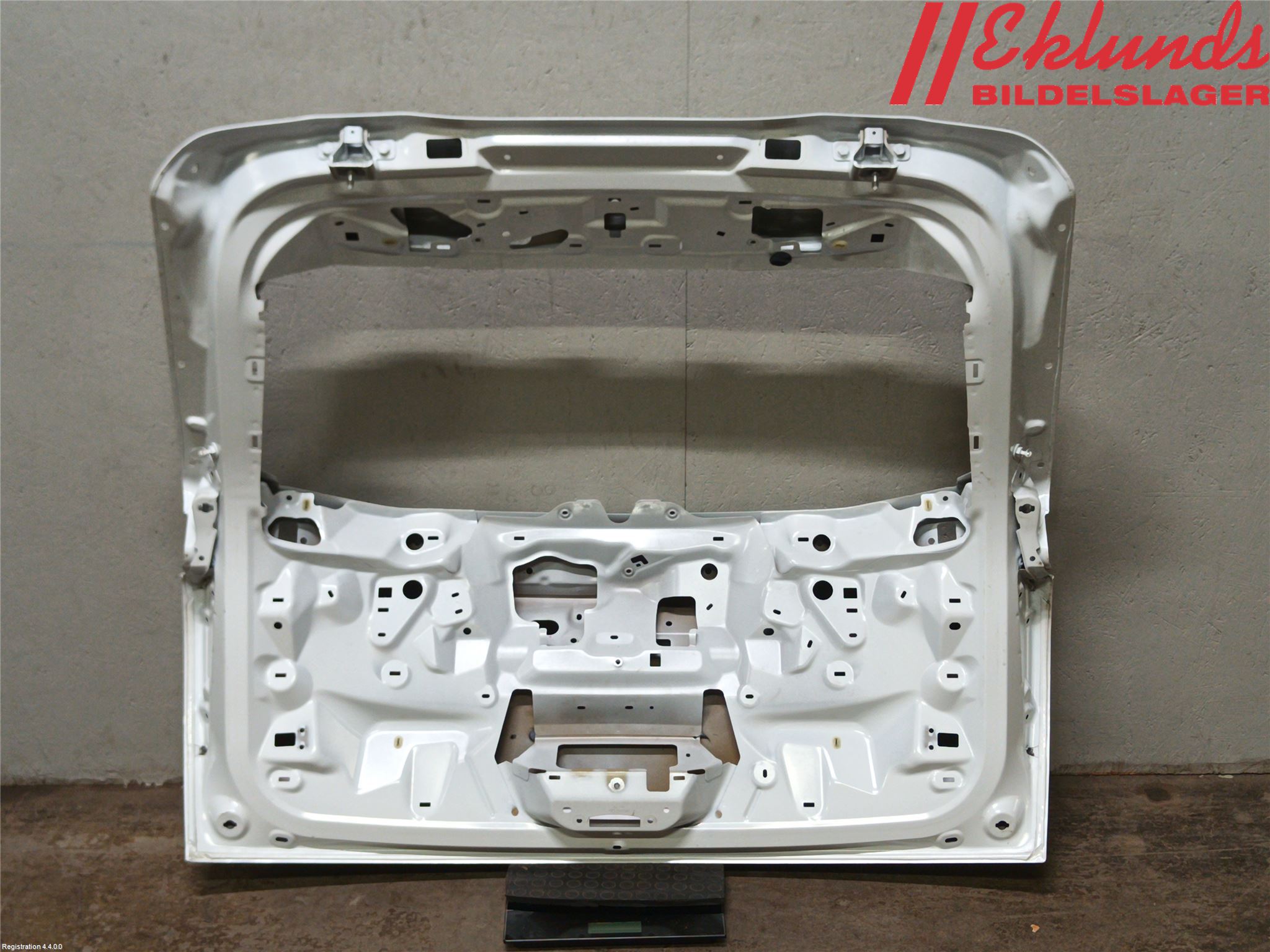 Peugeot 2008/E-2008 20- Baklucka Kombi