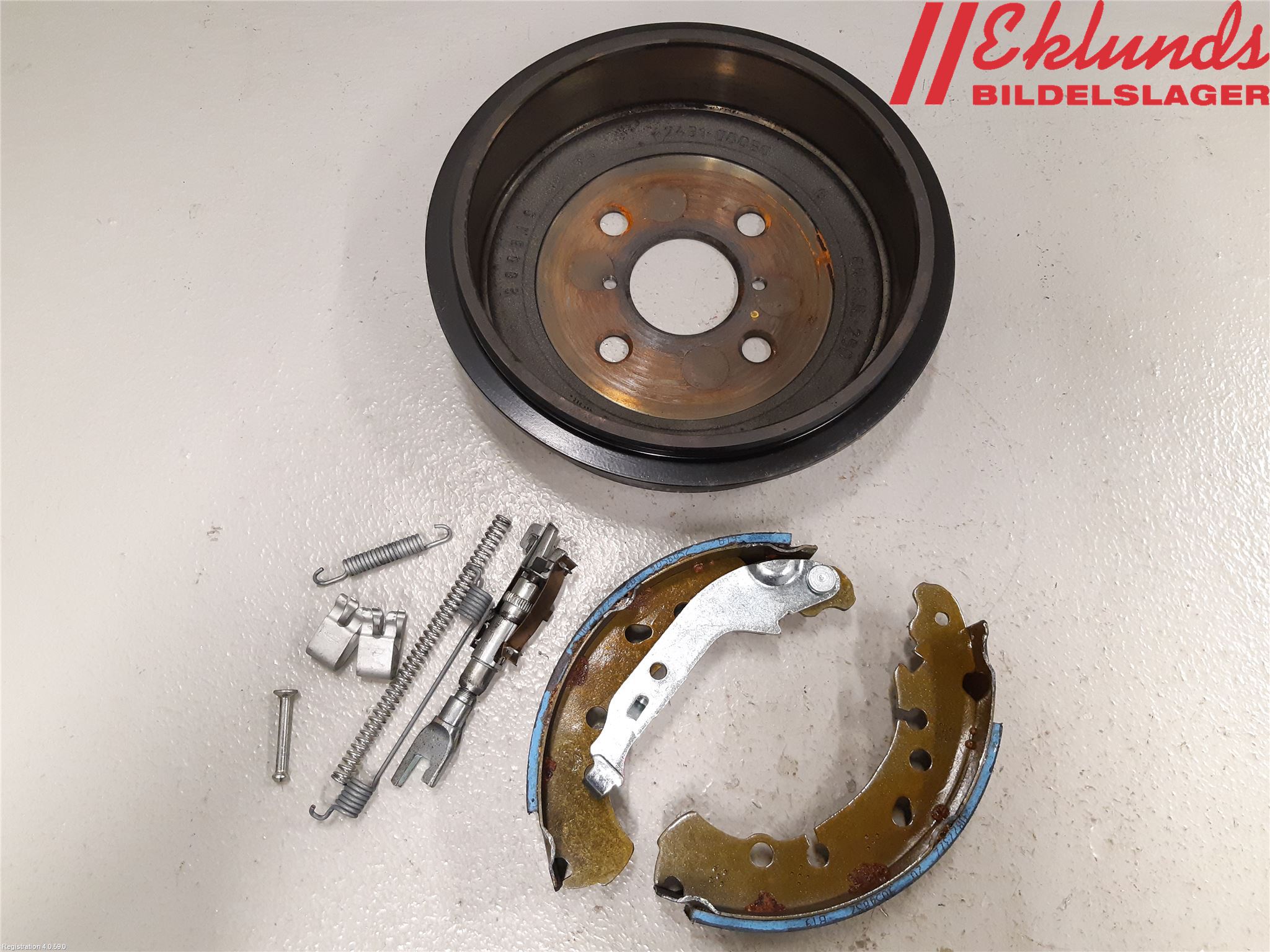 Toyota YARIS XP130 15-20 Bromstrumma Bak