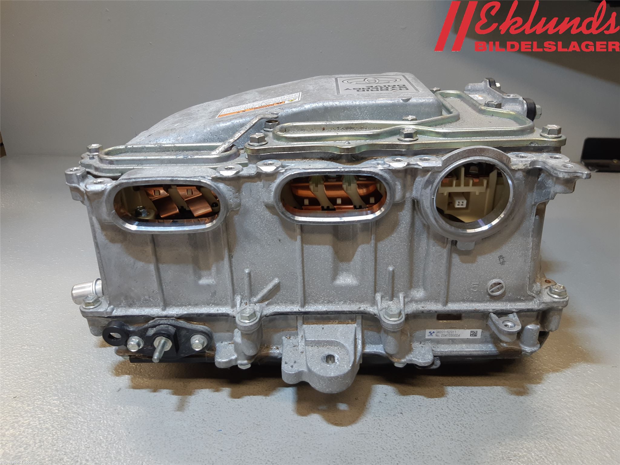 Toyota YARIS XP130 15-20 Hybridconverter