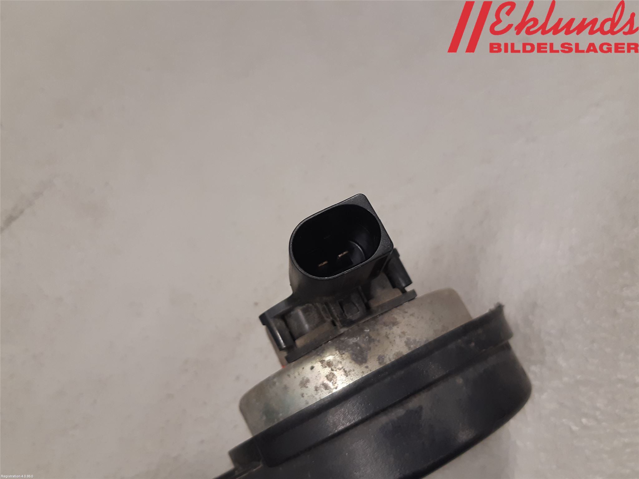 Volkswagen VW PASSAT 11-14 Signalhorn