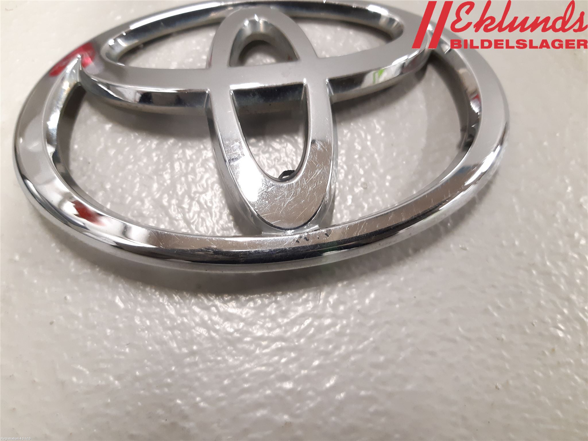 Toyota PRIUS NWH20 04-08 Emblem