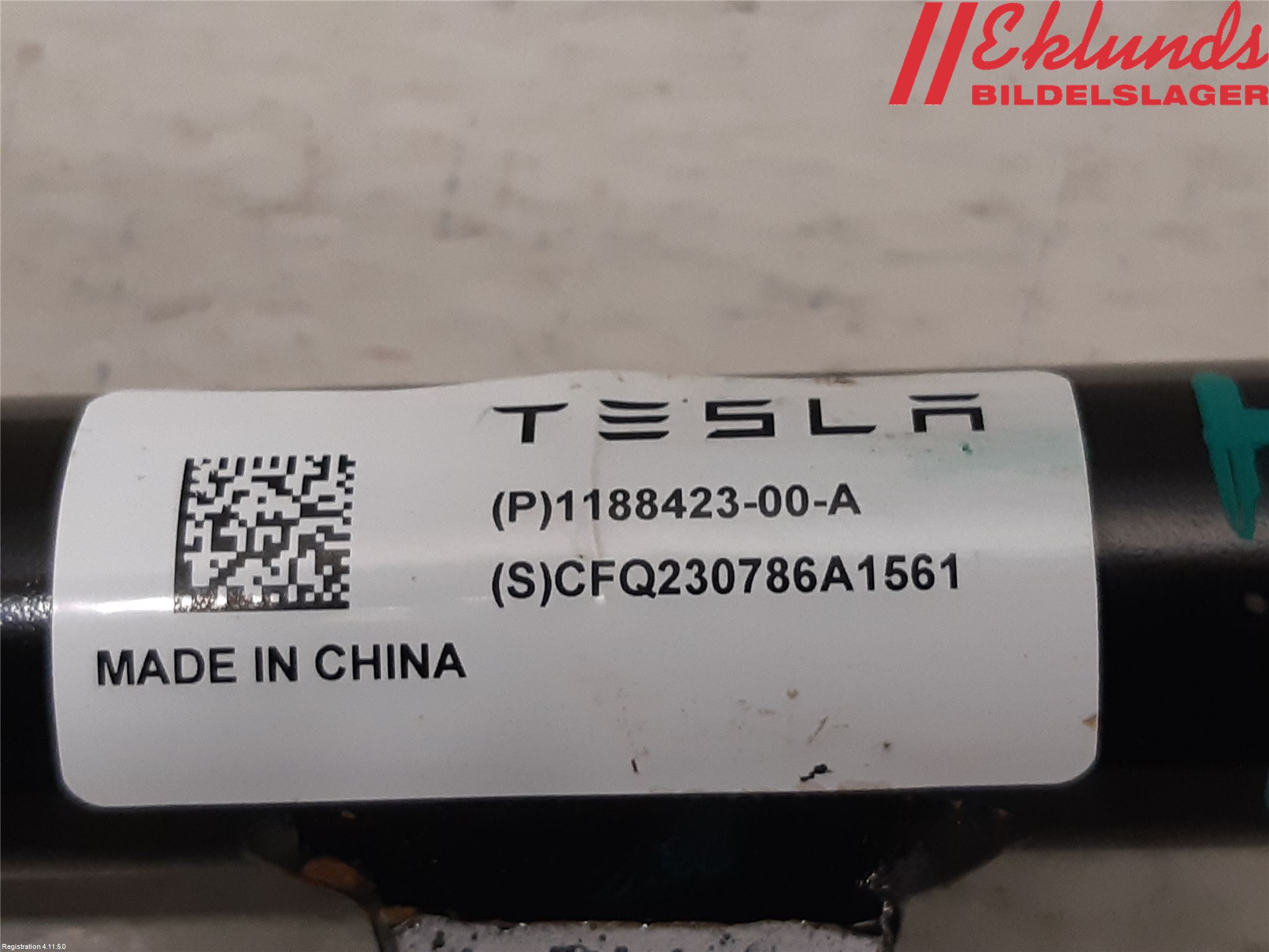 Tesla MODEL Y 21- Bärarm Bak Övre Höger
