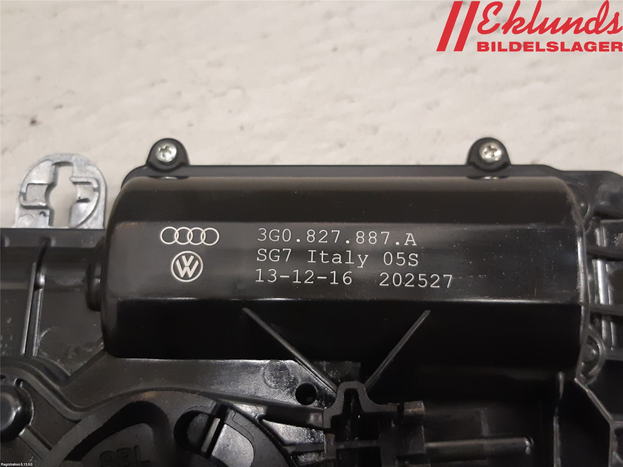 Volkswagen VW TIGUAN 16-24 Bakluckeöppnare Automatisk