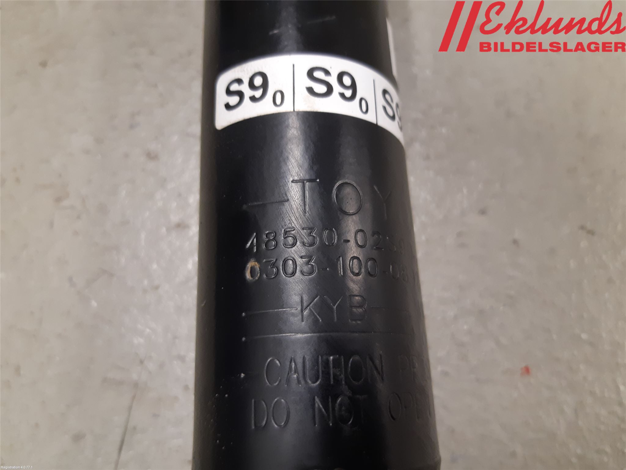 Toyota COROLLA 19- Stötdämpare Bak