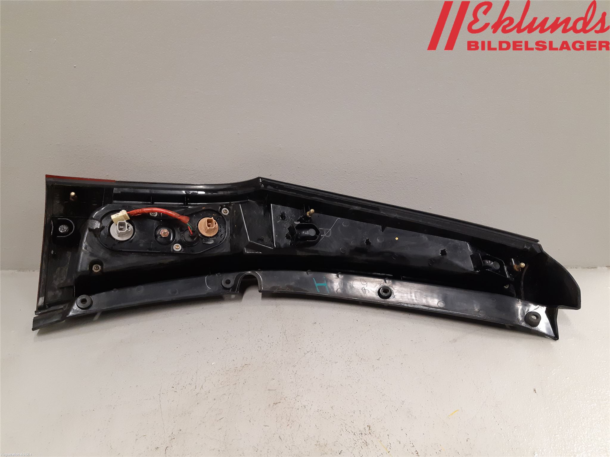 Mitsubishi GRANDIS Bakljus Höger
