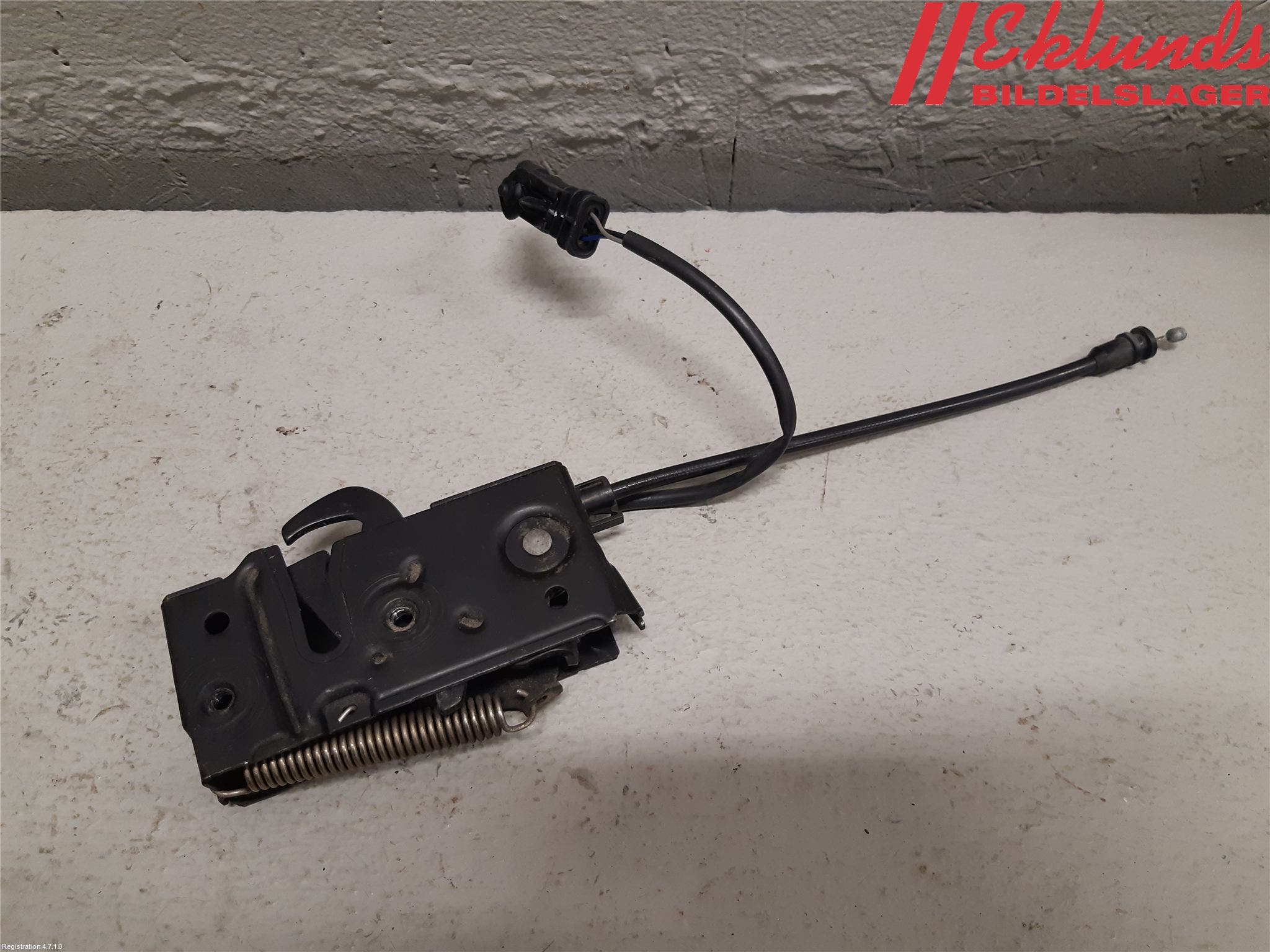 Volvo S90 17->> Huvlås