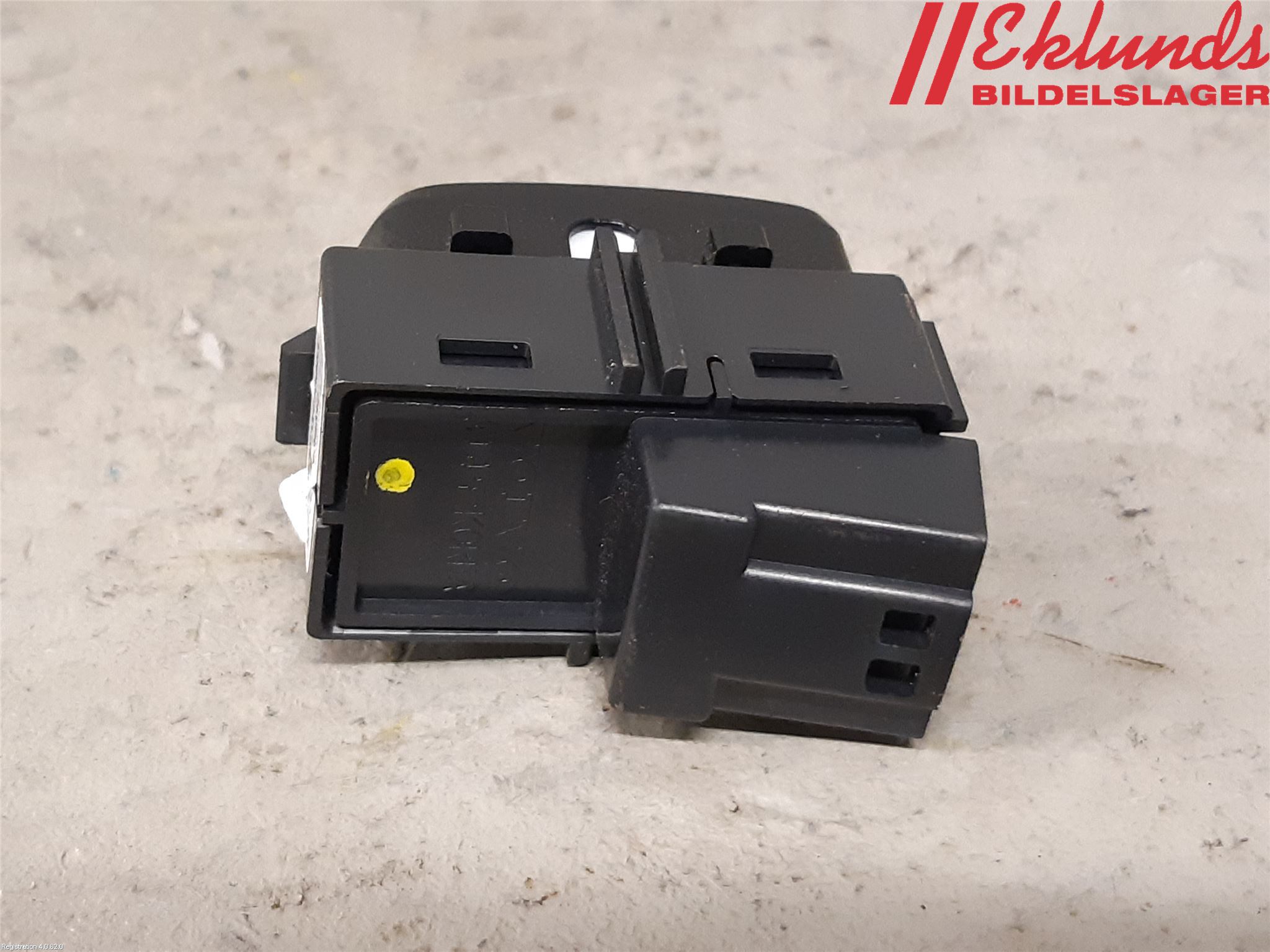 Volvo V90 17->> Strömställare Centrallås