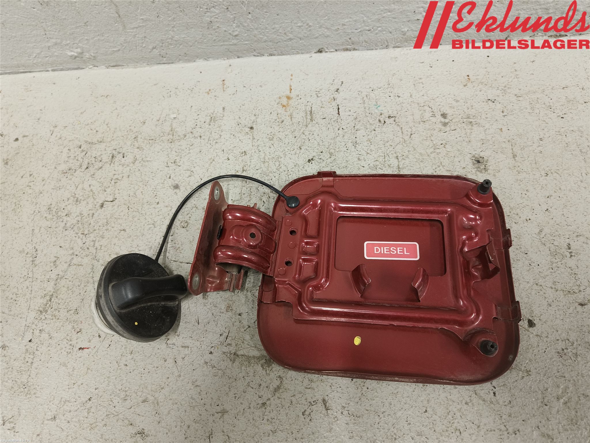 Nissan QASHQAI 10-14 Tanklucka
