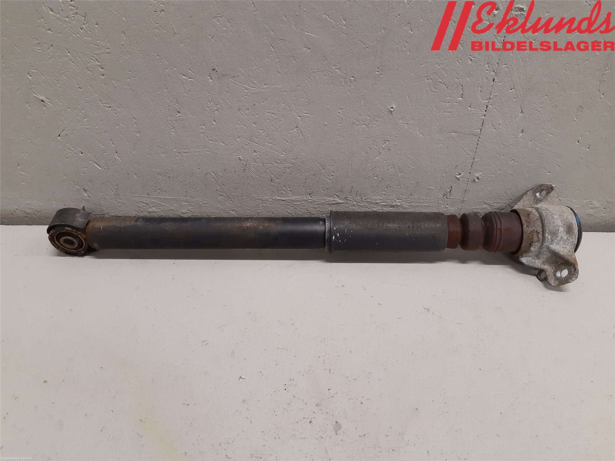 Audi A4 12-15 Stötdämpare Bak