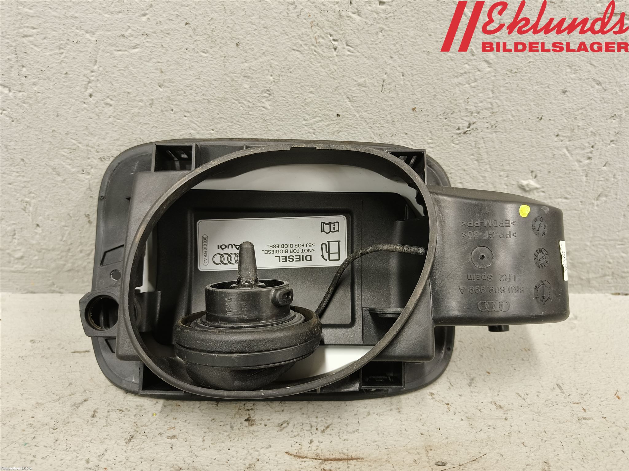 Audi A4 12-15 Tanklucka