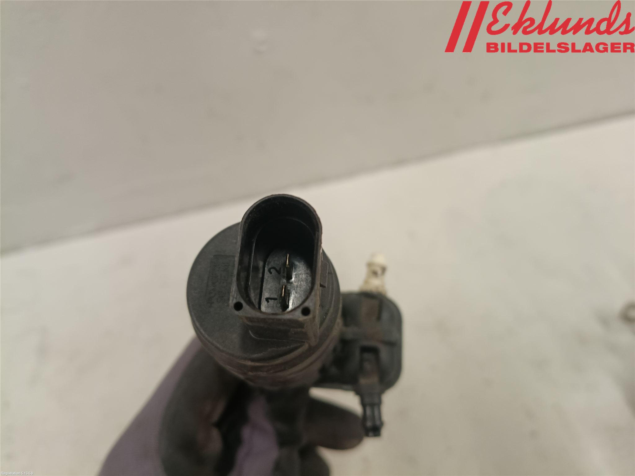 Volkswagen VW GOLF V 04-09 Spolarpump Vindruta