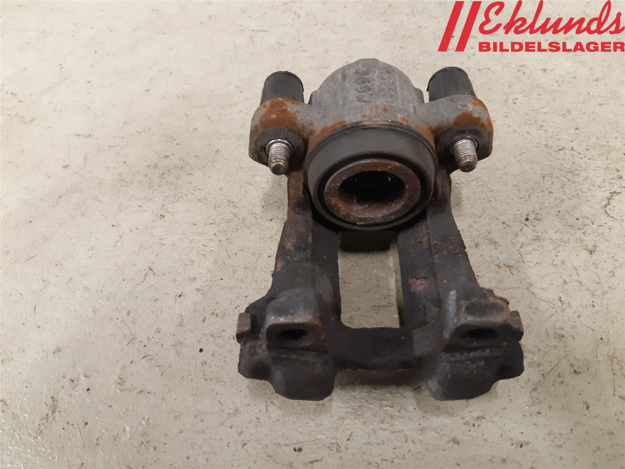 BMW 3 F30/F31/F80 12-19 Bromsok Bak Höger
