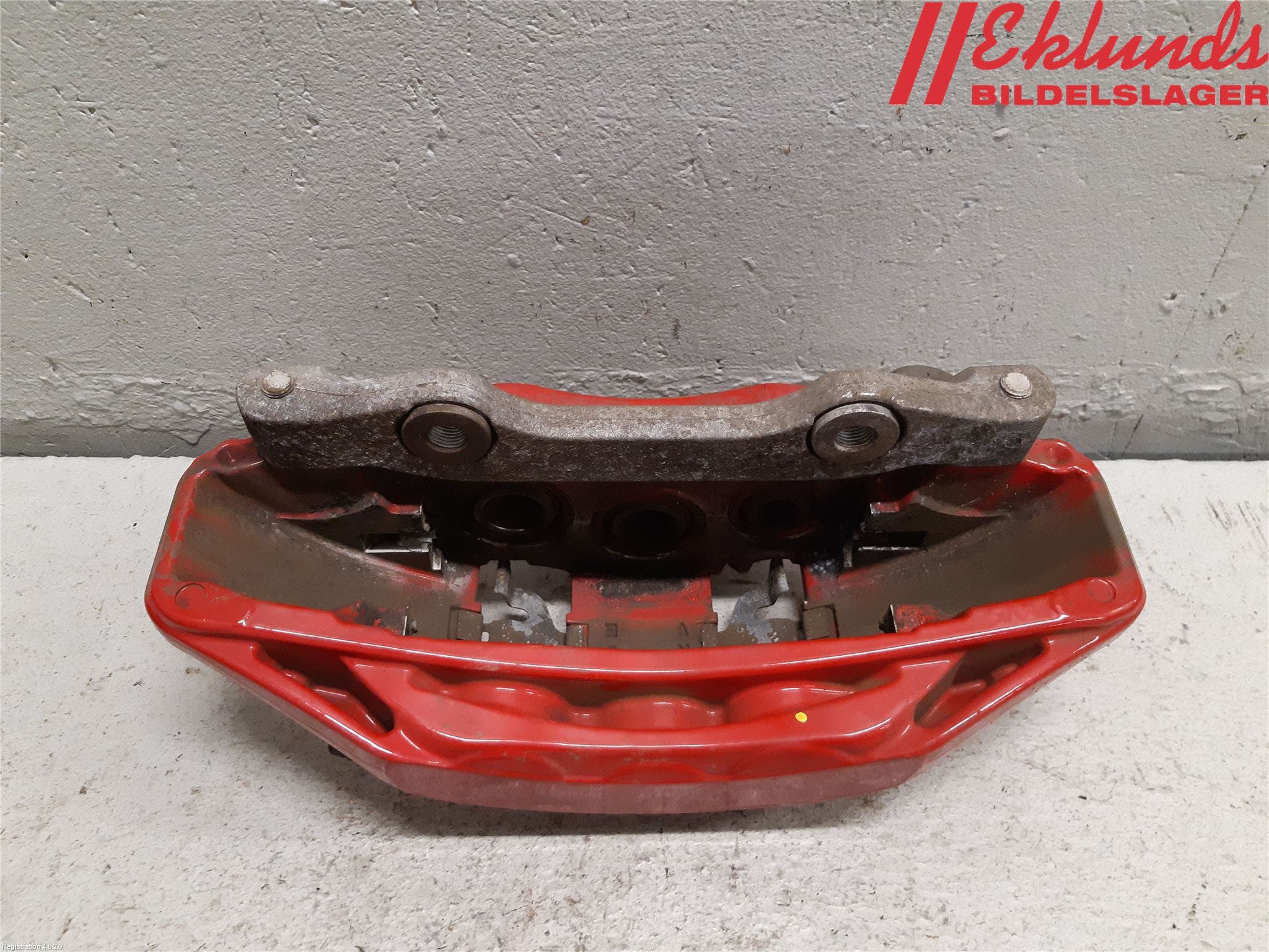 Audi A6 F2/C8 19- Bromsok Fram Höger