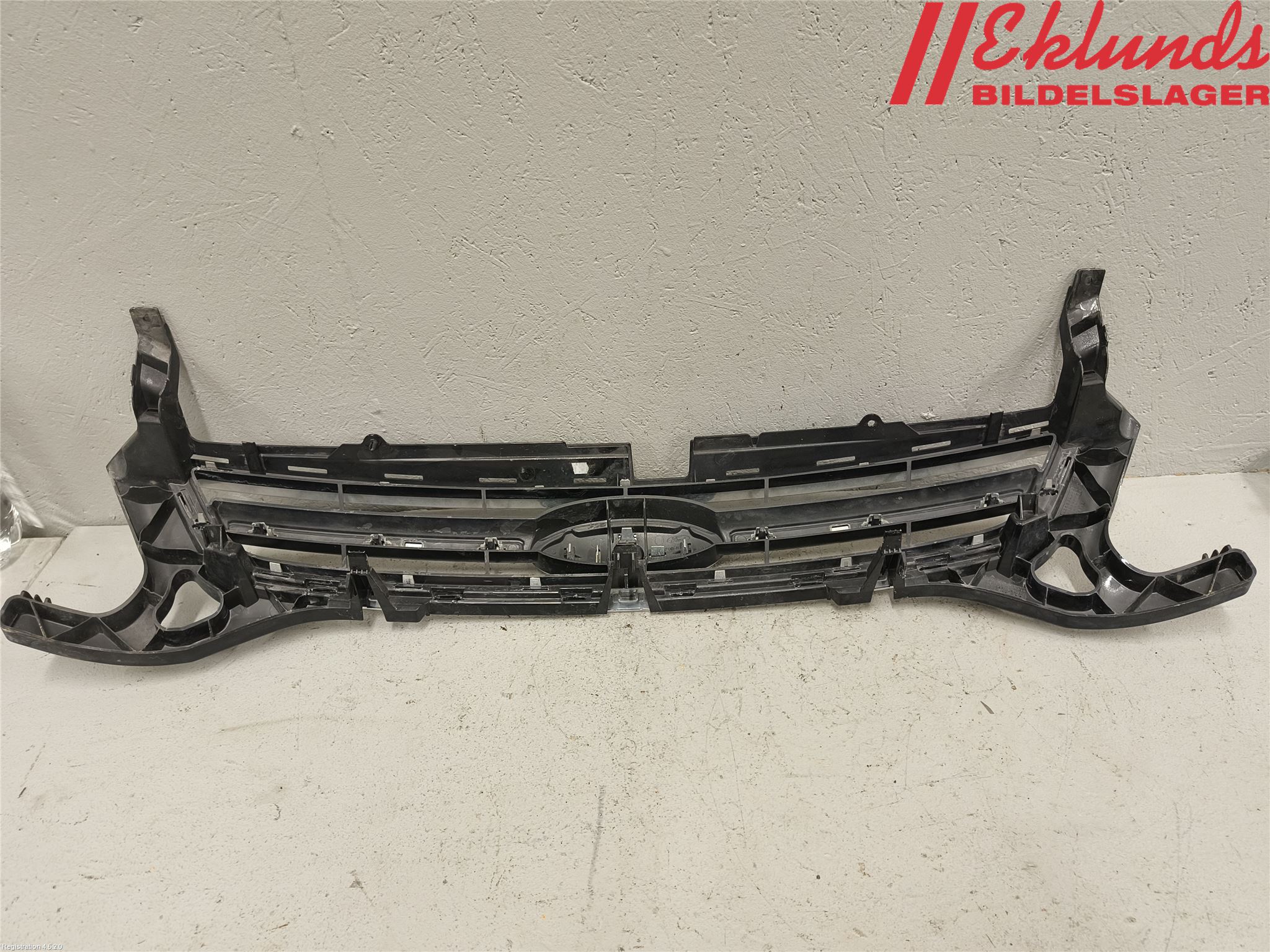Ford MONDEO 07-15 Grilldel Mitt