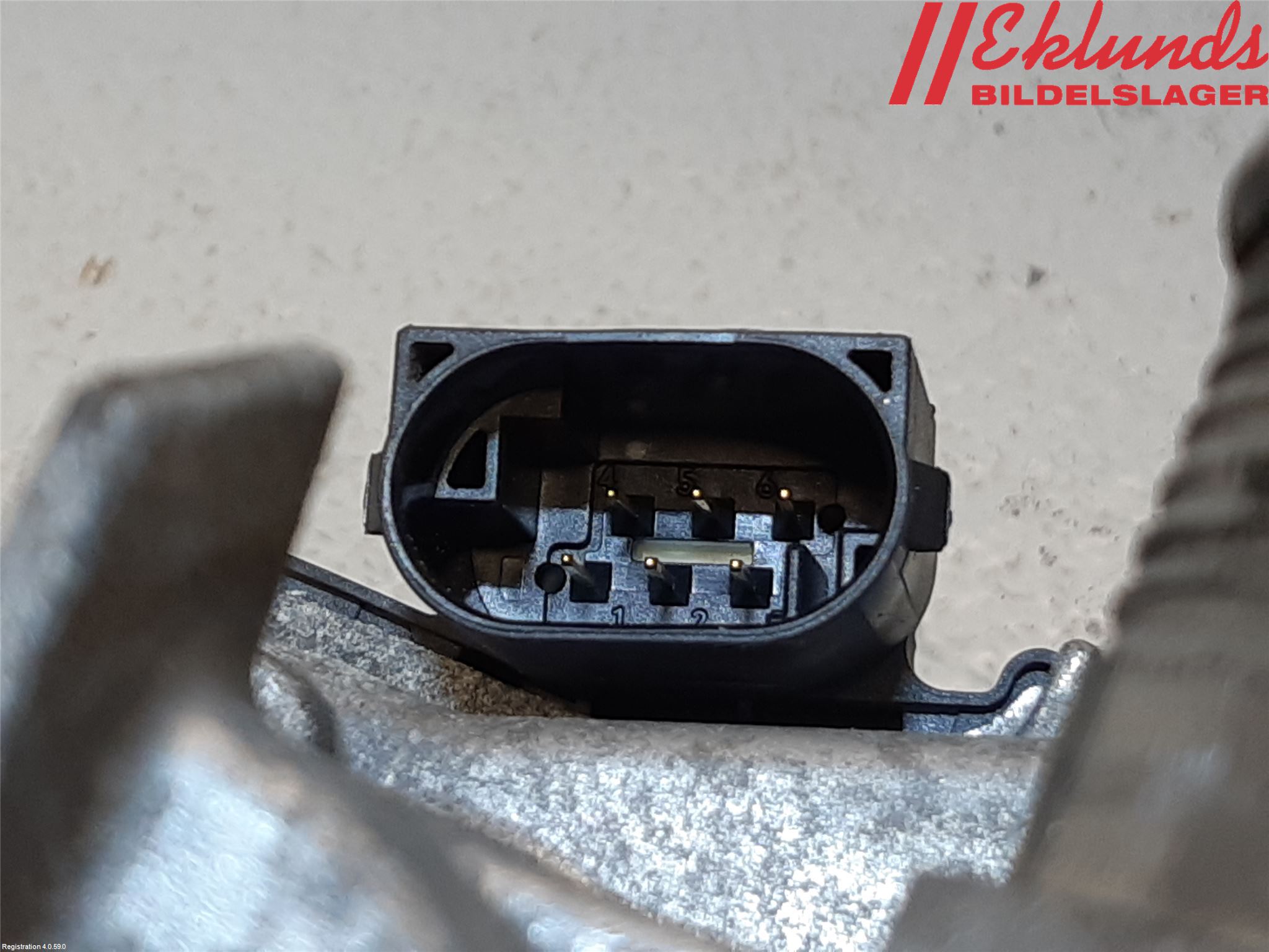 Volvo V70 08-13 Injspjällhus