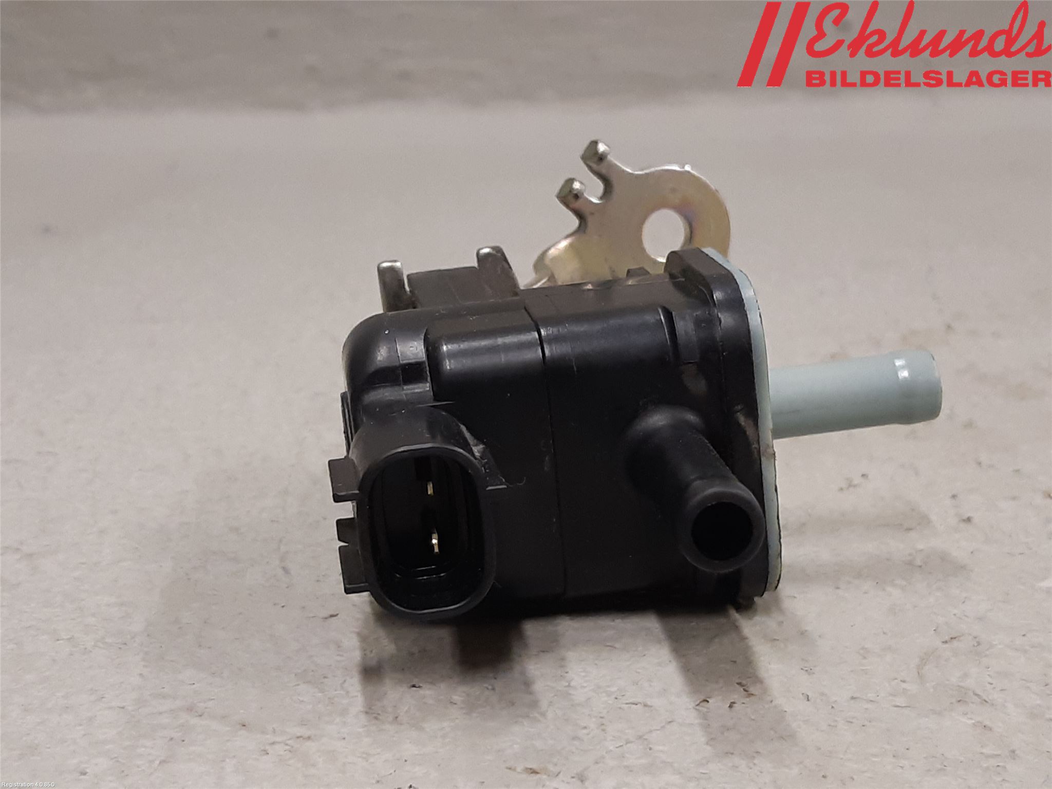 Toyota RAV4 19- Vakuumventil