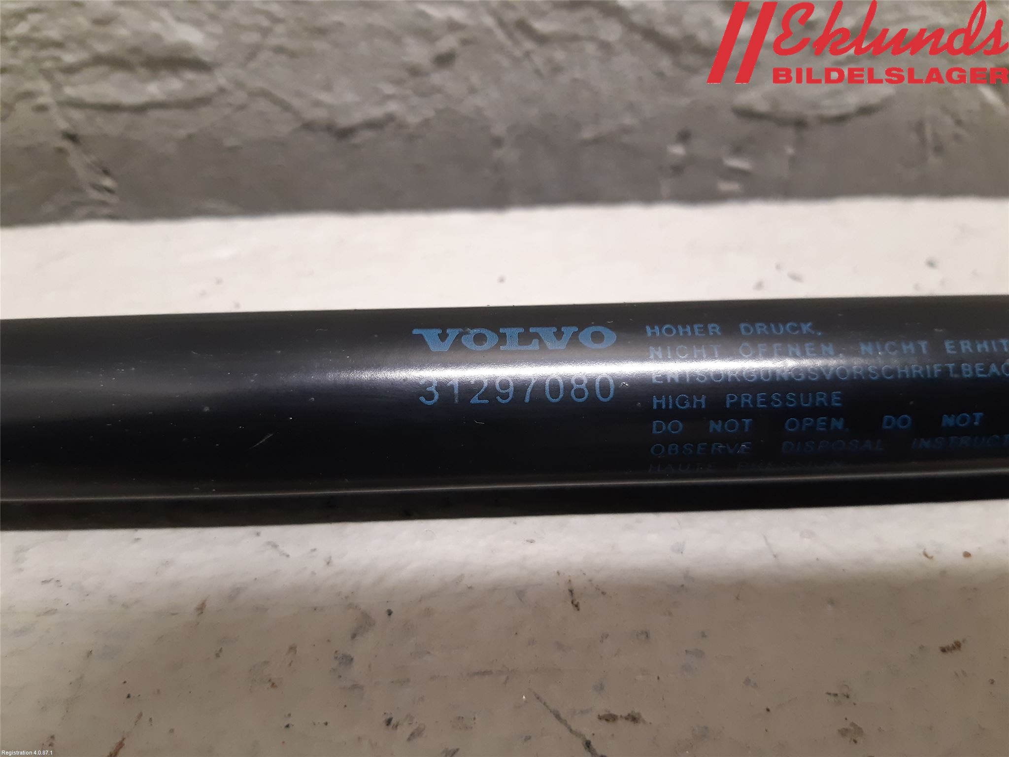 Volvo V60 11-13 Gasfjäder Baklucka