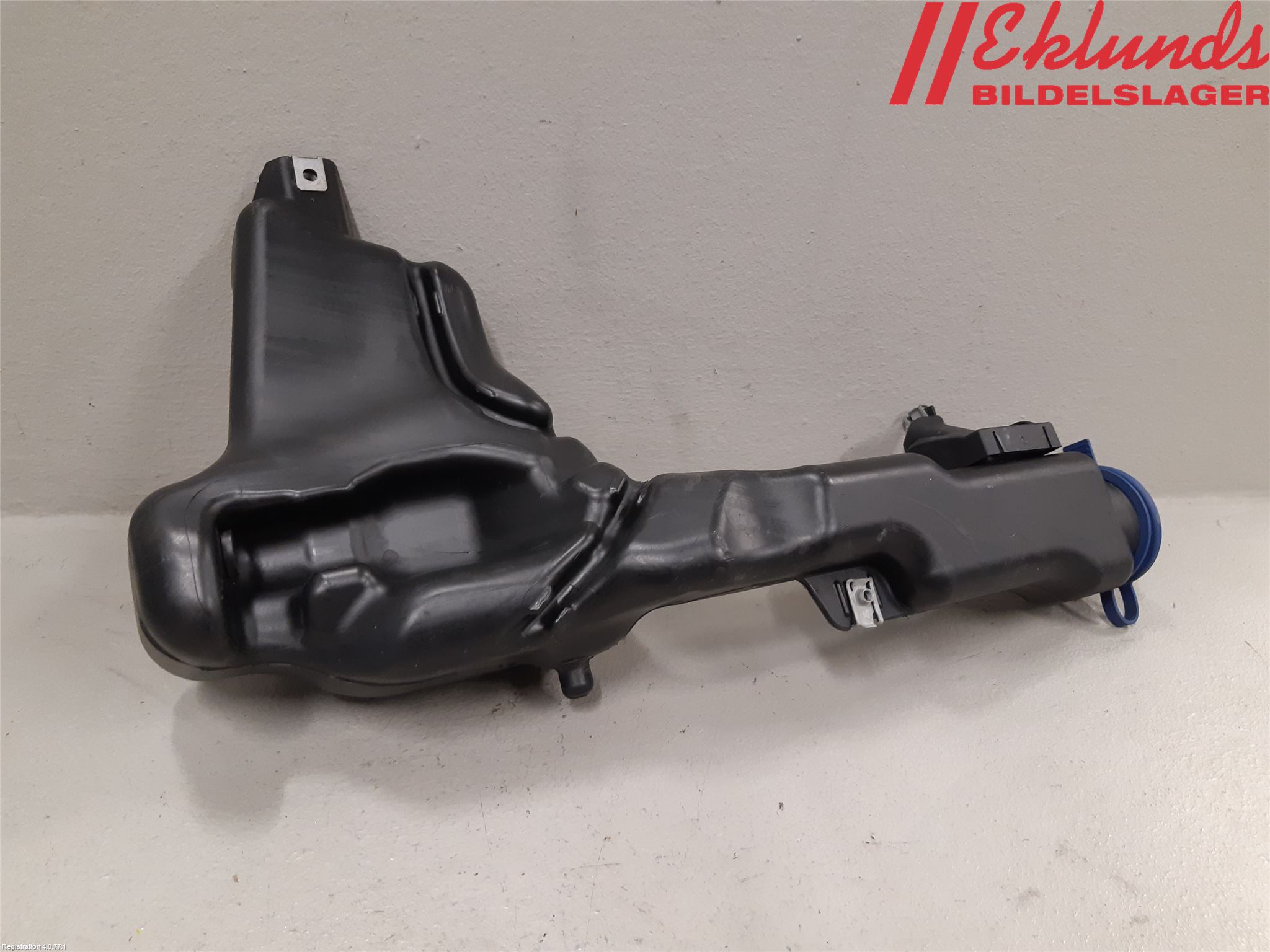 Mercedes-Benz MB E-KLASS (W212) 09-16 Spolartank Vindruta