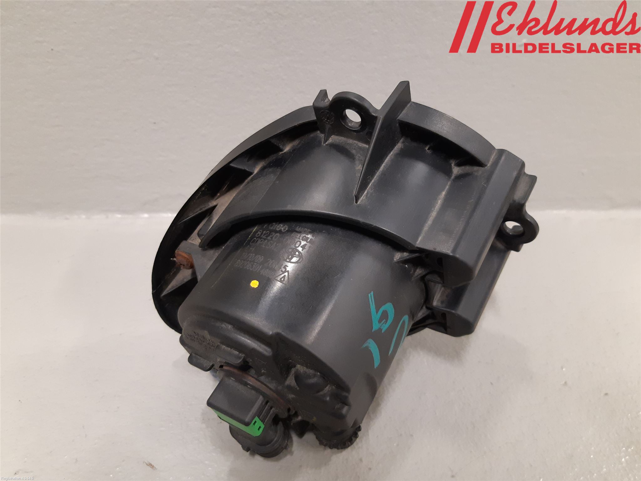 Toyota AVENSIS 09-15 Dimljus-Varselljus Fram