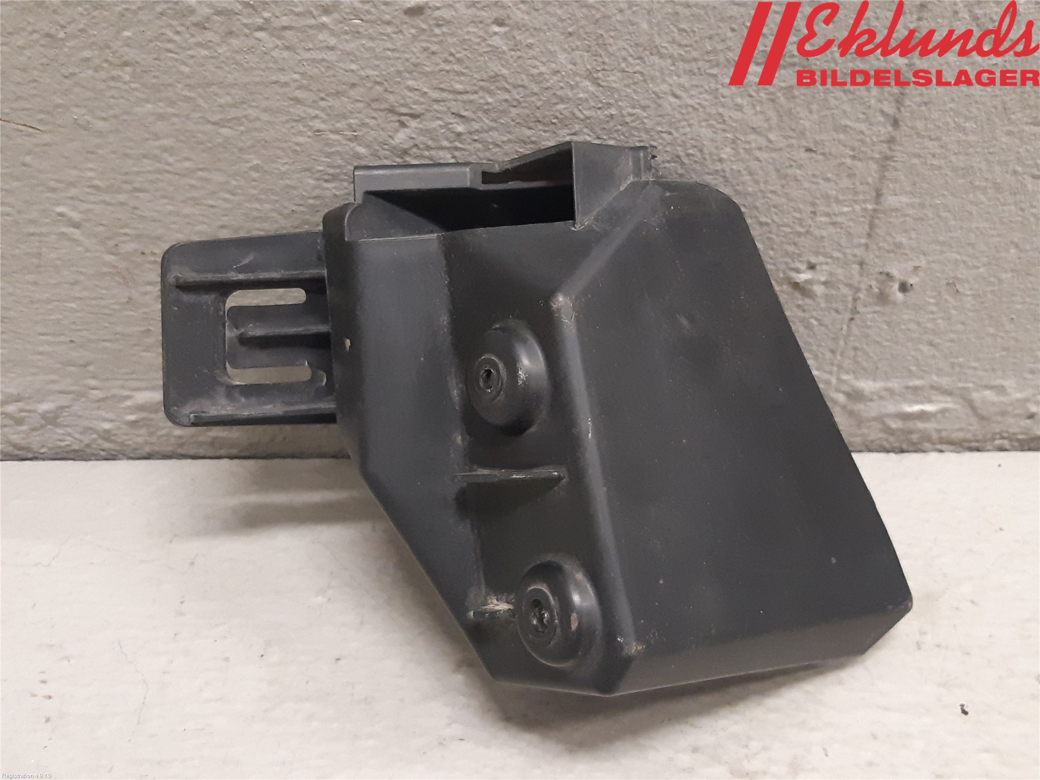 Ford FOCUS 11-14 Stötfångarfäste Bak Hö