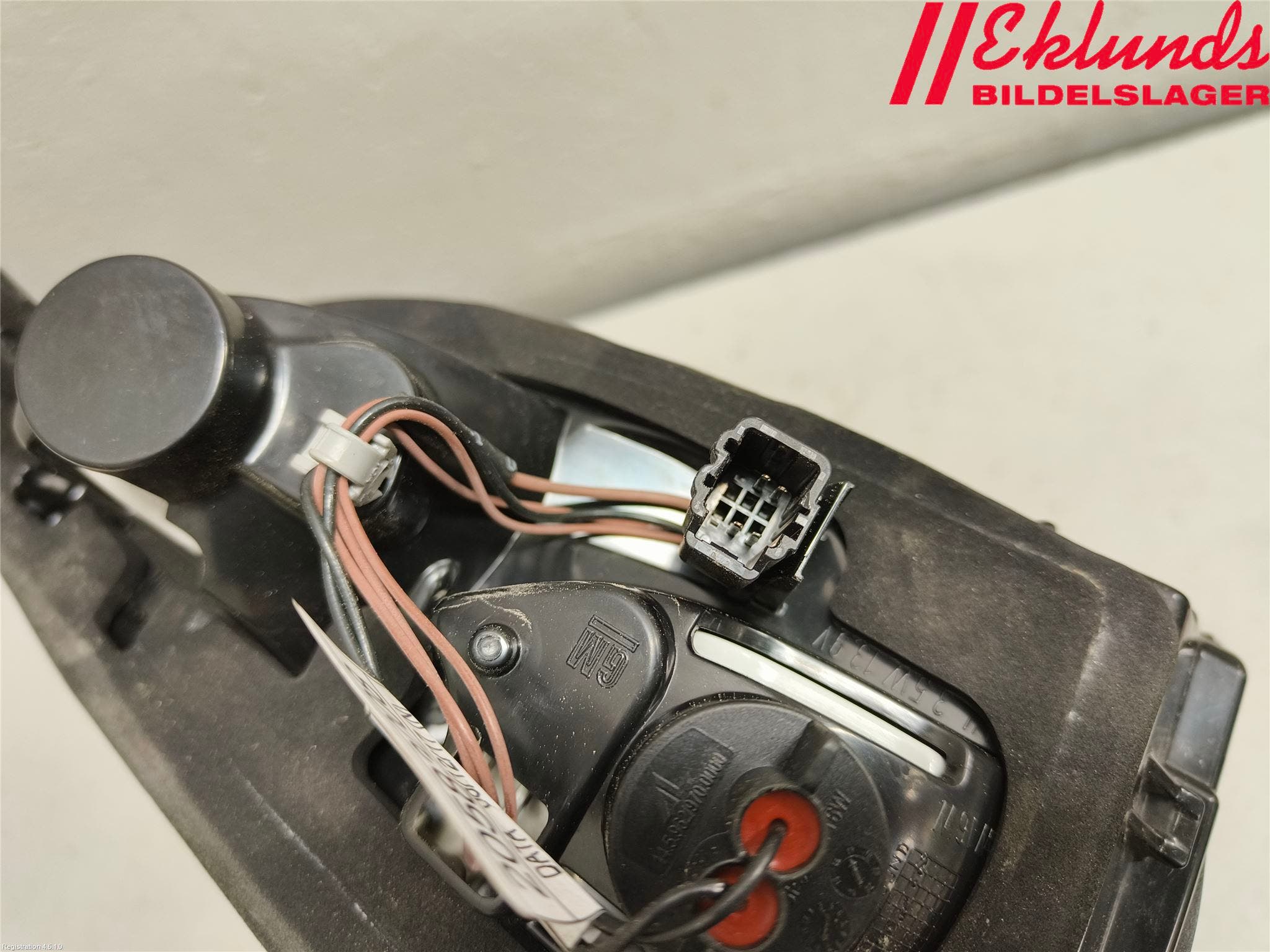 Opel INSIGNIA 17- Bakljus Lucka Hö