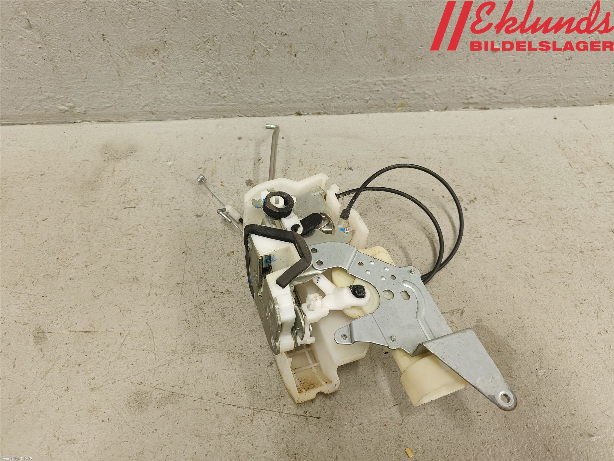 Isuzu D-MAX Låskista-Dörrlås