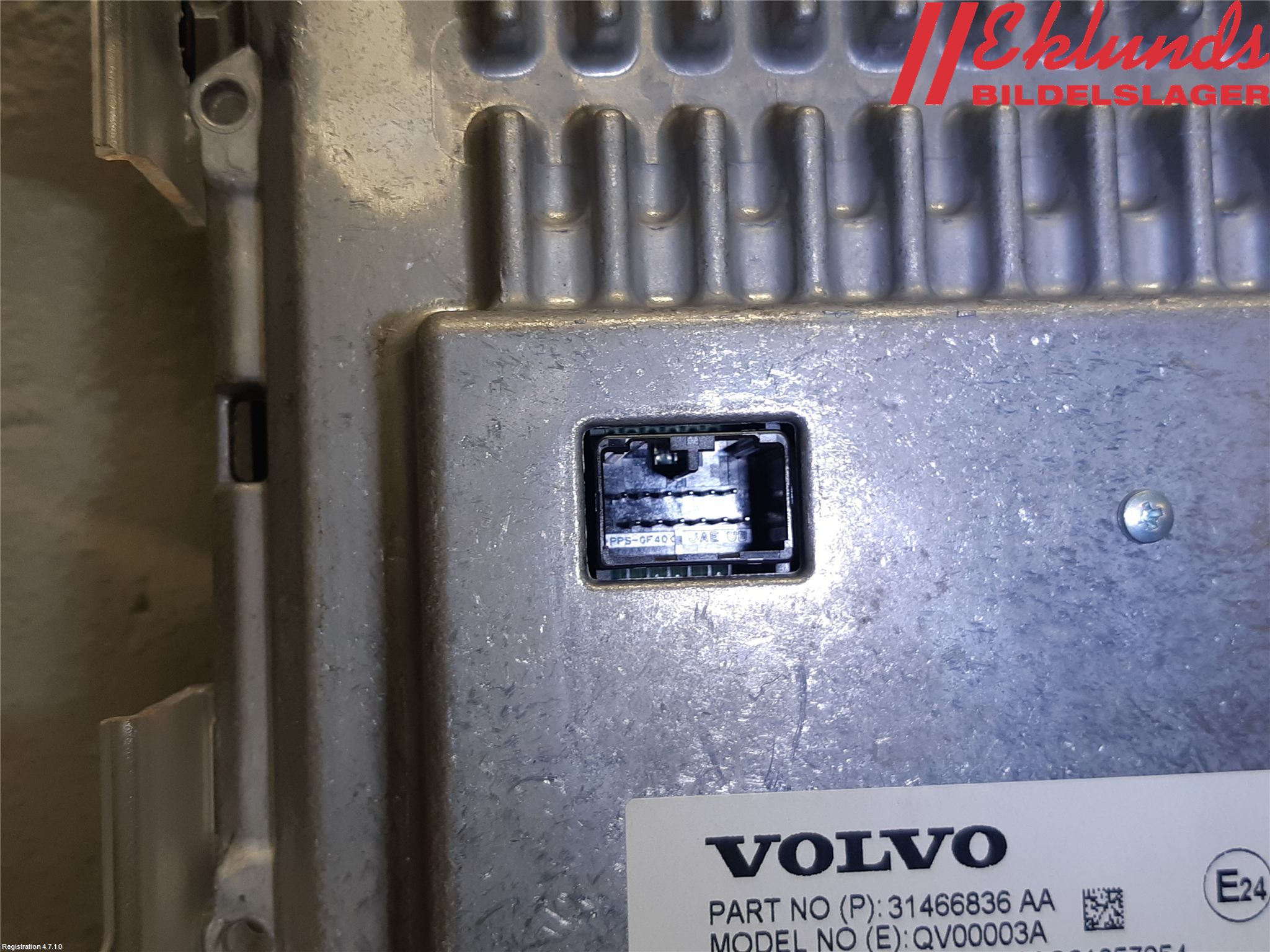 Volvo XC90/RECHARGE 16- Cd Radio - Multimediapanel